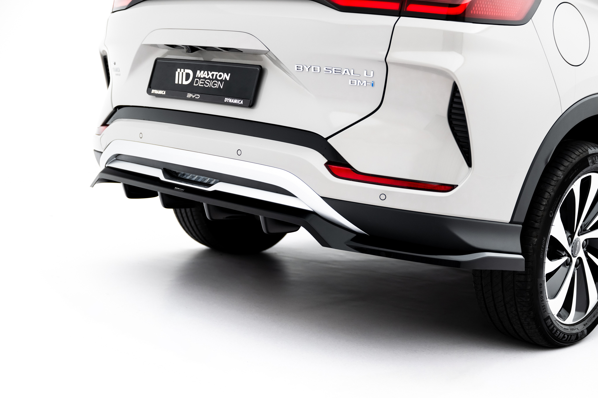 pol_po_Rear-Splitter-with-vertical-bars-BYD-Seal-U-Mk1-23497_2 pol_po_Rear-Splitter-with-vertical-bars-BYD-Seal-U-Mk1-23497_2