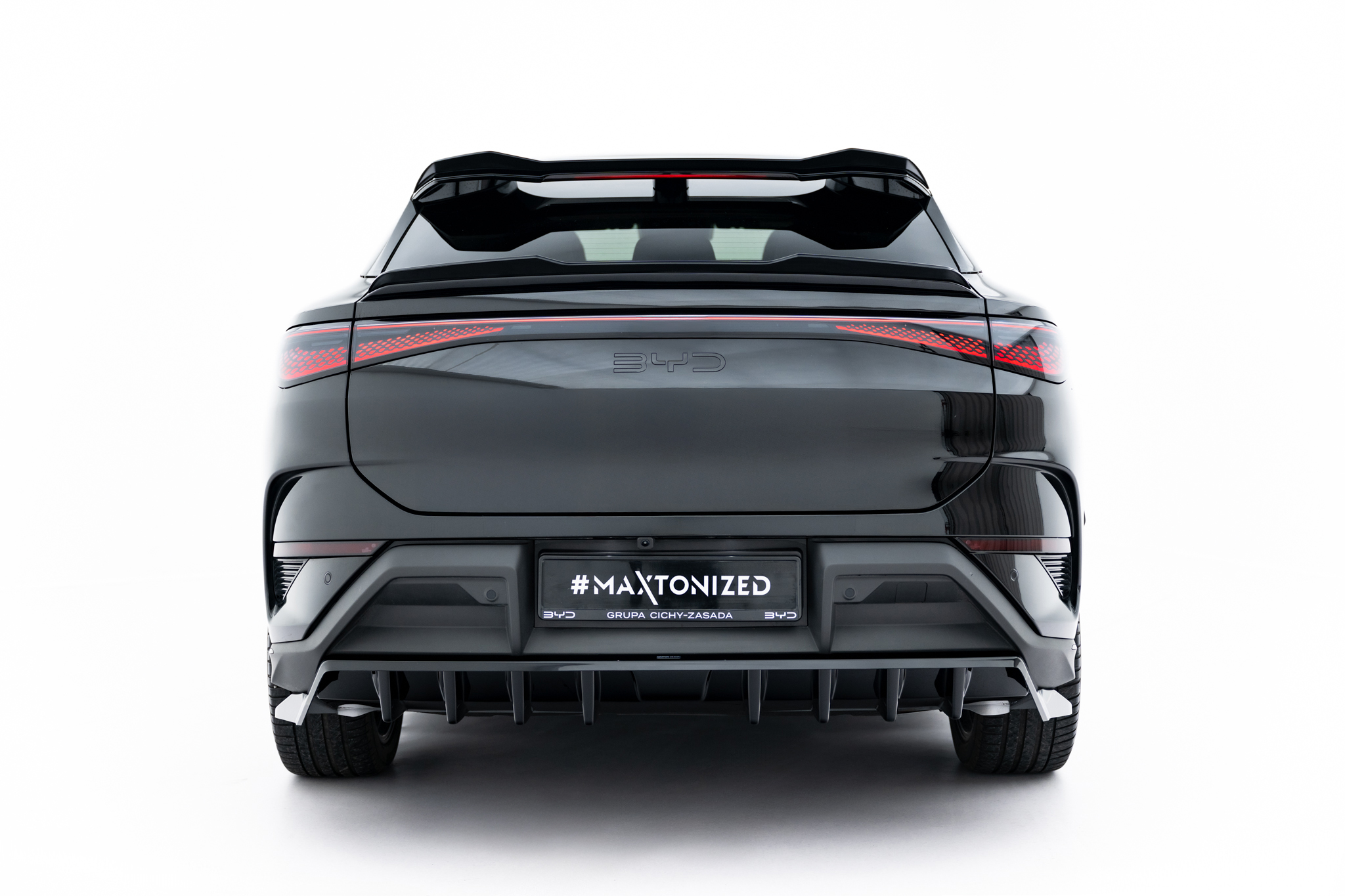 pol_po_Rear-Splitter-with-vertical-bars-BYD-Sealion-7-Mk1-23517_7 pol_po_Rear-Splitter-with-vertical-bars-BYD-Sealion-7-Mk1-23517_7