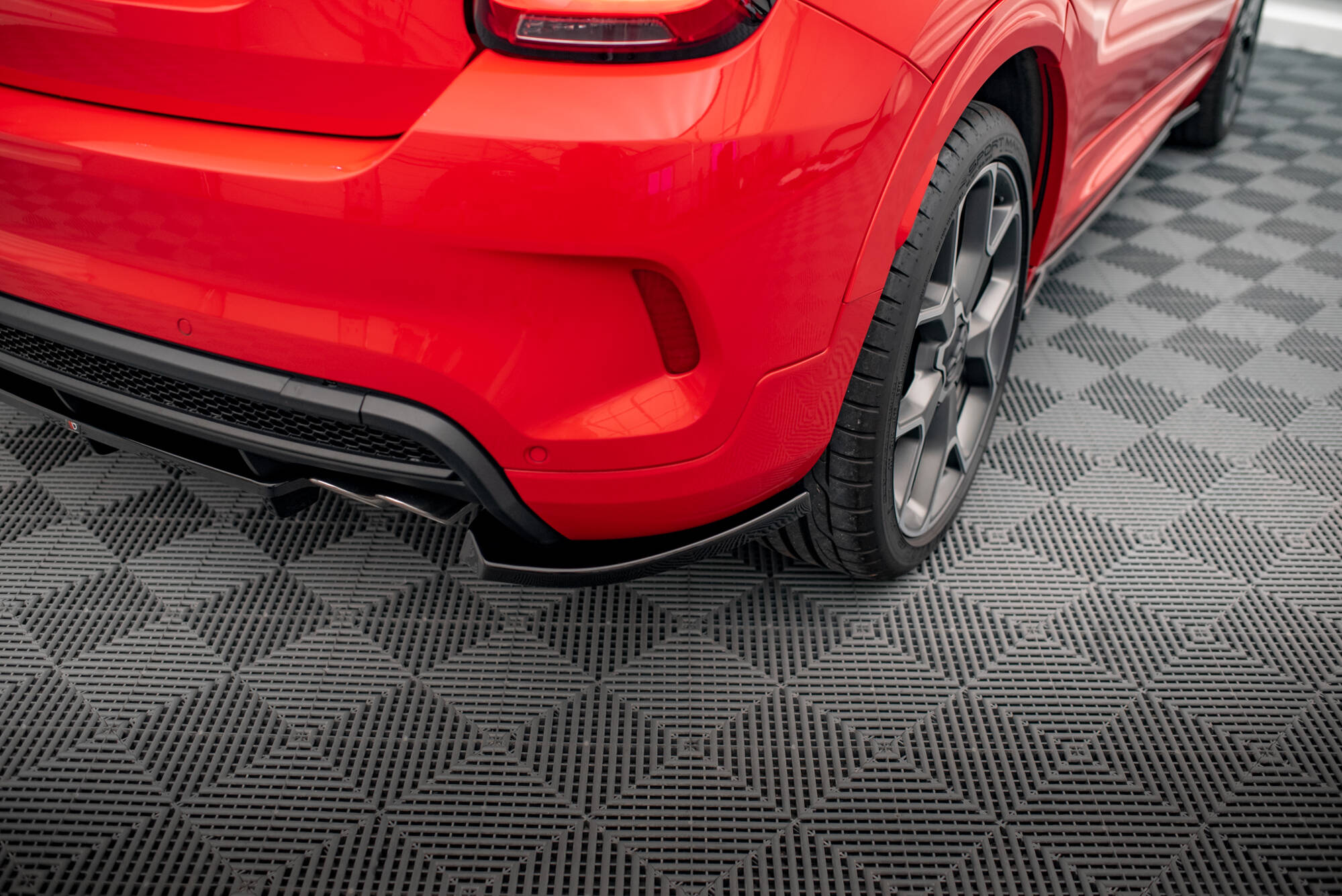 pol_po_Rear-Splitter-with-vertical-bars-Fiat-500X-Sport-Mk1-Facelift-19302_2 pol_po_Rear-Splitter-with-vertical-bars-Fiat-500X-Sport-Mk1-Facelift-19302_2