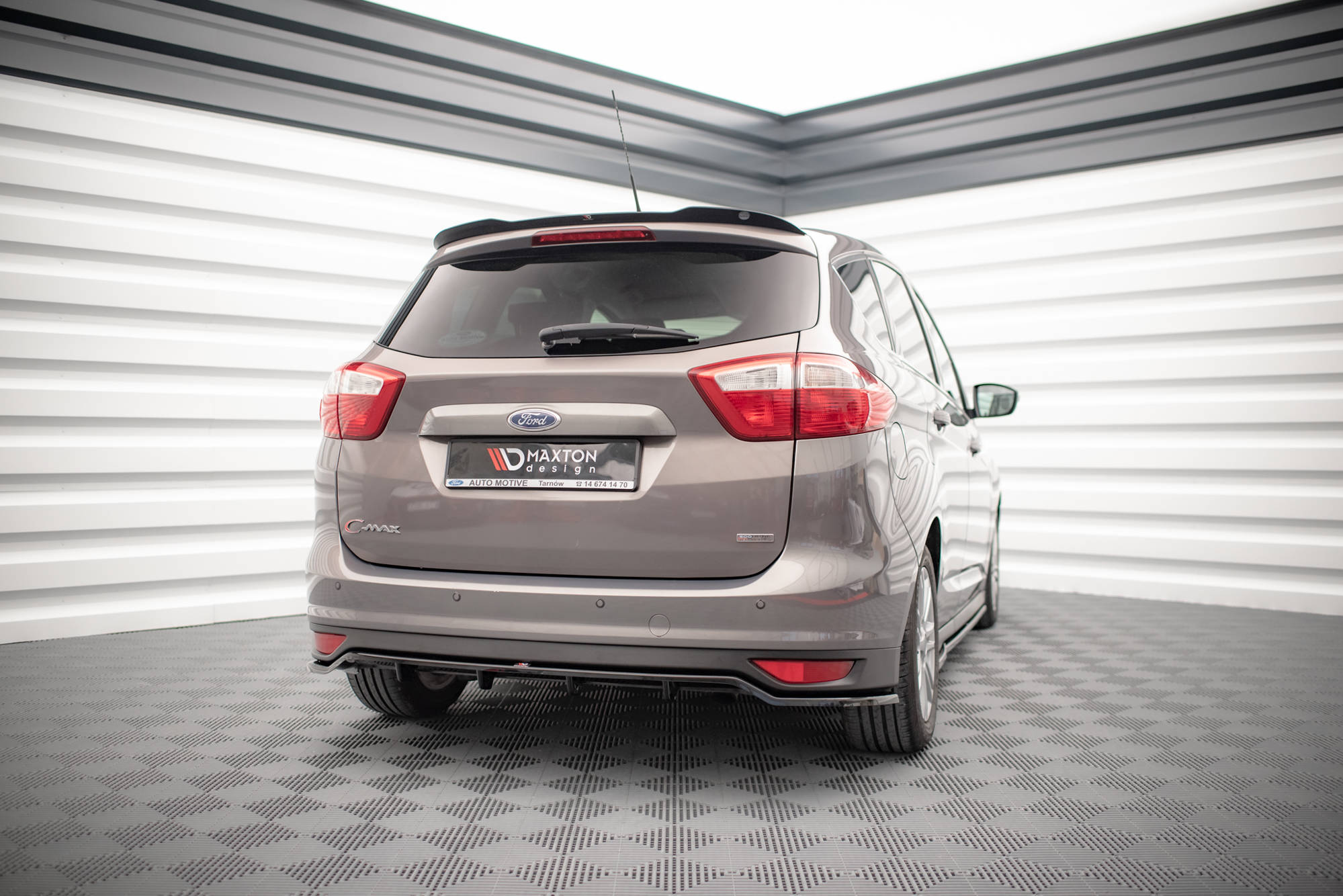 pol_po_Rear-Splitter-with-vertical-bars-Ford-C-Max-Mk2-15819_8 pol_po_Rear-Splitter-with-vertical-bars-Ford-C-Max-Mk2-15819_8