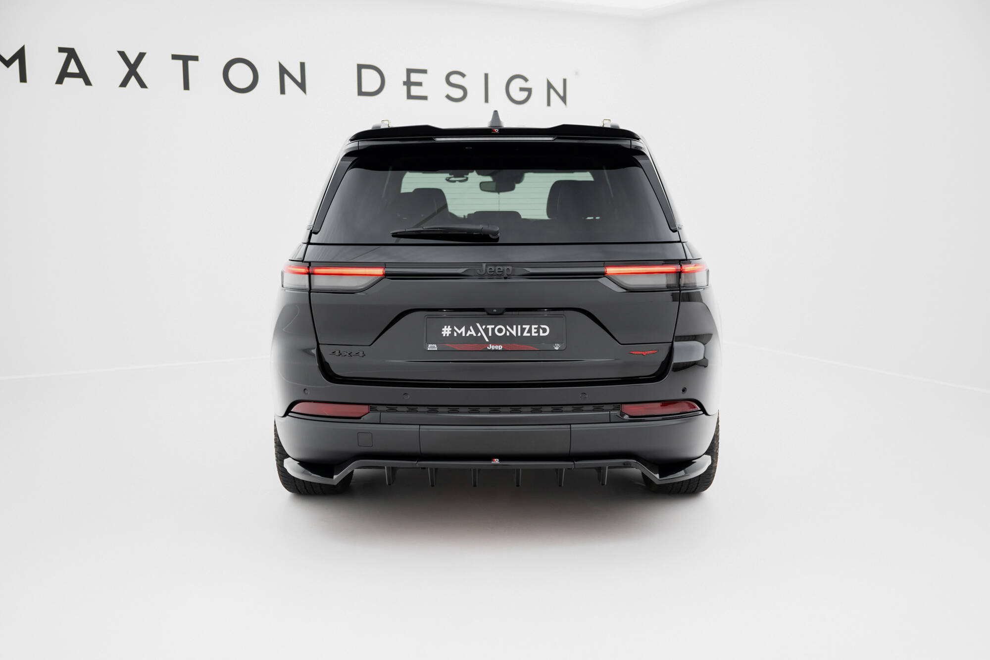 pol_po_Rear-Splitter-with-vertical-bars-Jeep-Grand-Cherokee-Trailhawk-Mk5-21851_6 pol_po_Rear-Splitter-with-vertical-bars-Jeep-Grand-Cherokee-Trailhawk-Mk5-21851_6
