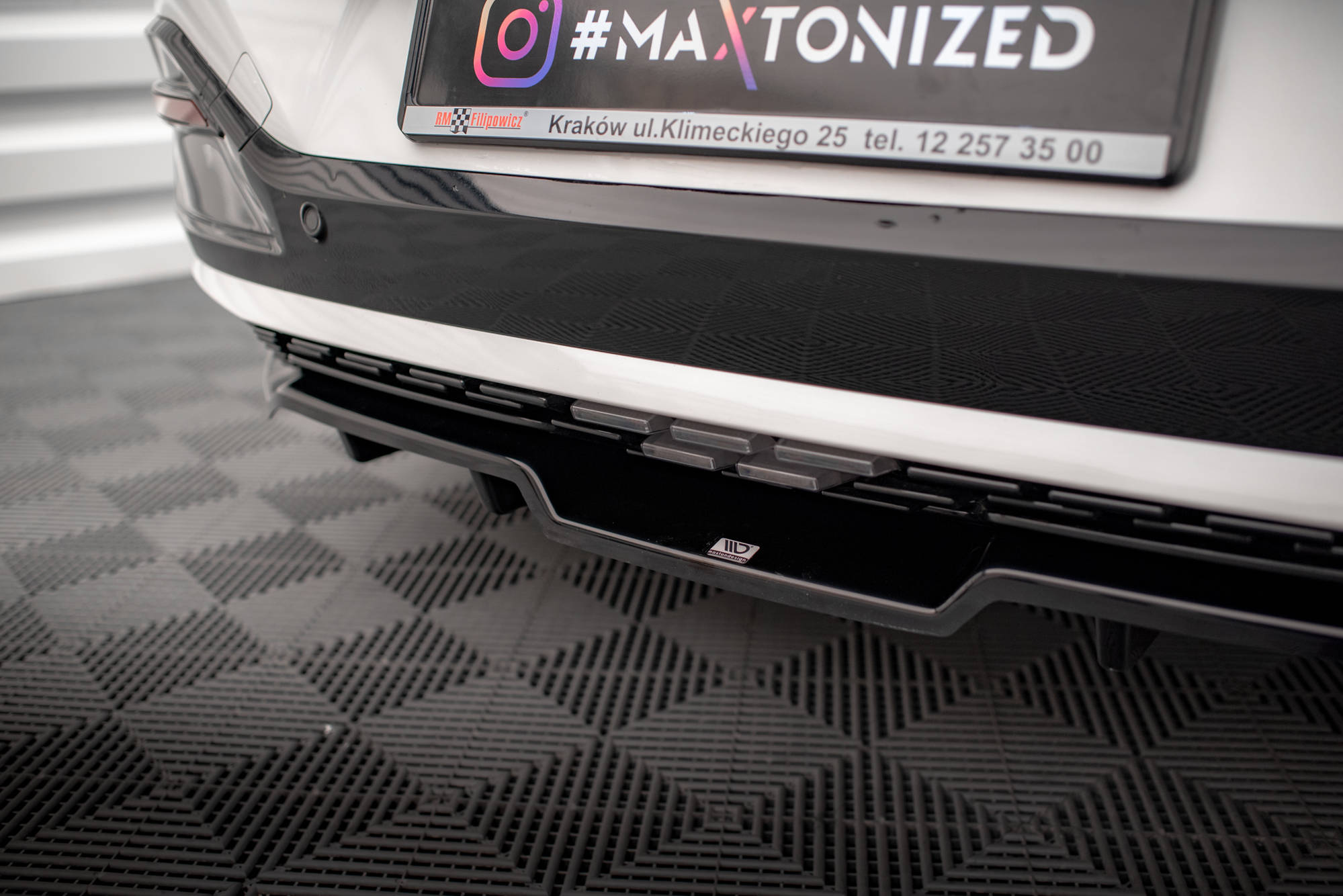 pol_po_Rear-Splitter-with-vertical-bars-Kia-EV6-GT-Line-Mk1-17577_3 pol_po_Rear-Splitter-with-vertical-bars-Kia-EV6-GT-Line-Mk1-17577_3