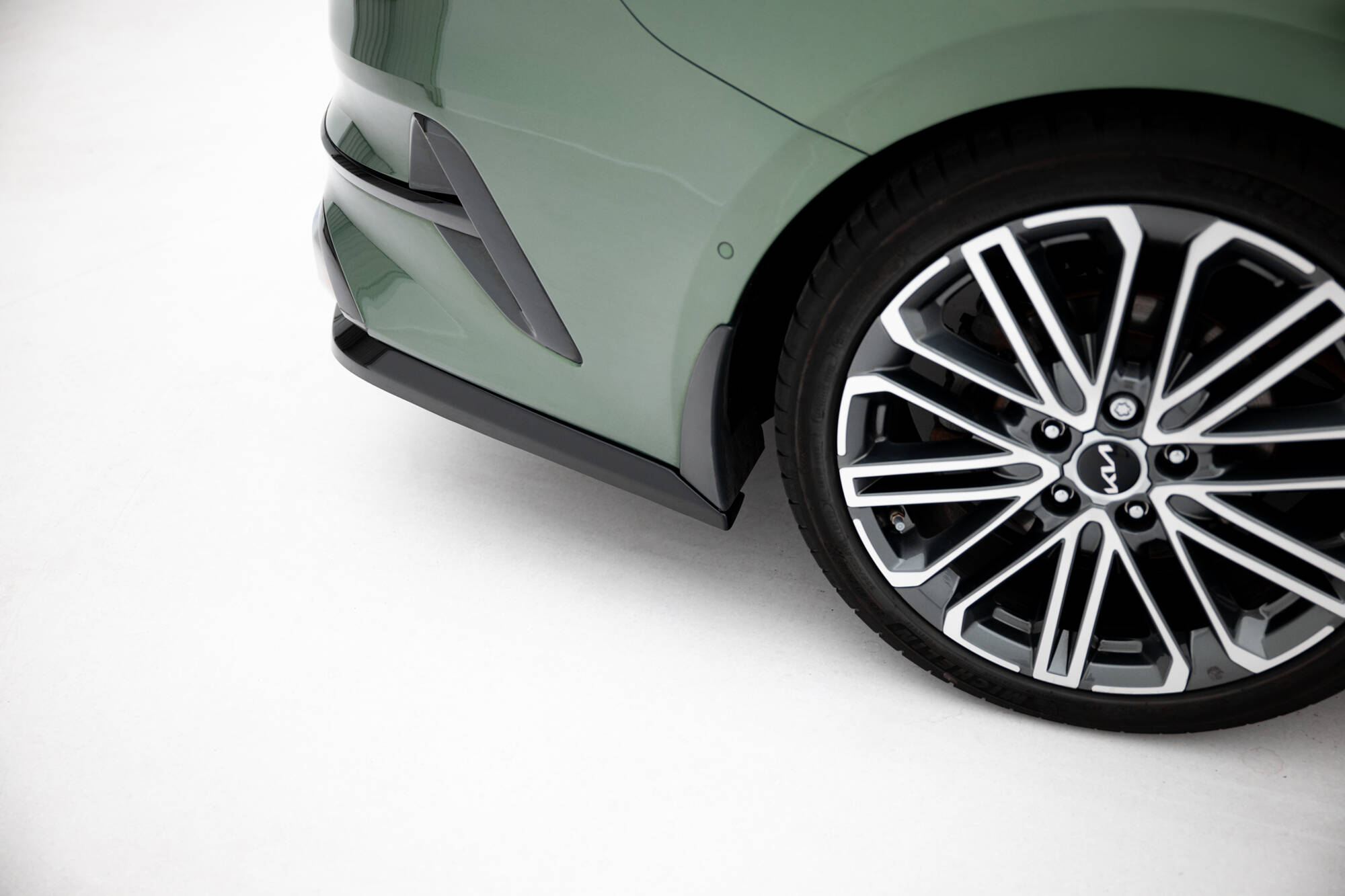 pol_po_Rear-Splitter-with-vertical-bars-Kia-Proceed-GT-Line-Mk1-Facelift-21370_3 pol_po_Rear-Splitter-with-vertical-bars-Kia-Proceed-GT-Line-Mk1-Facelift-21370_3