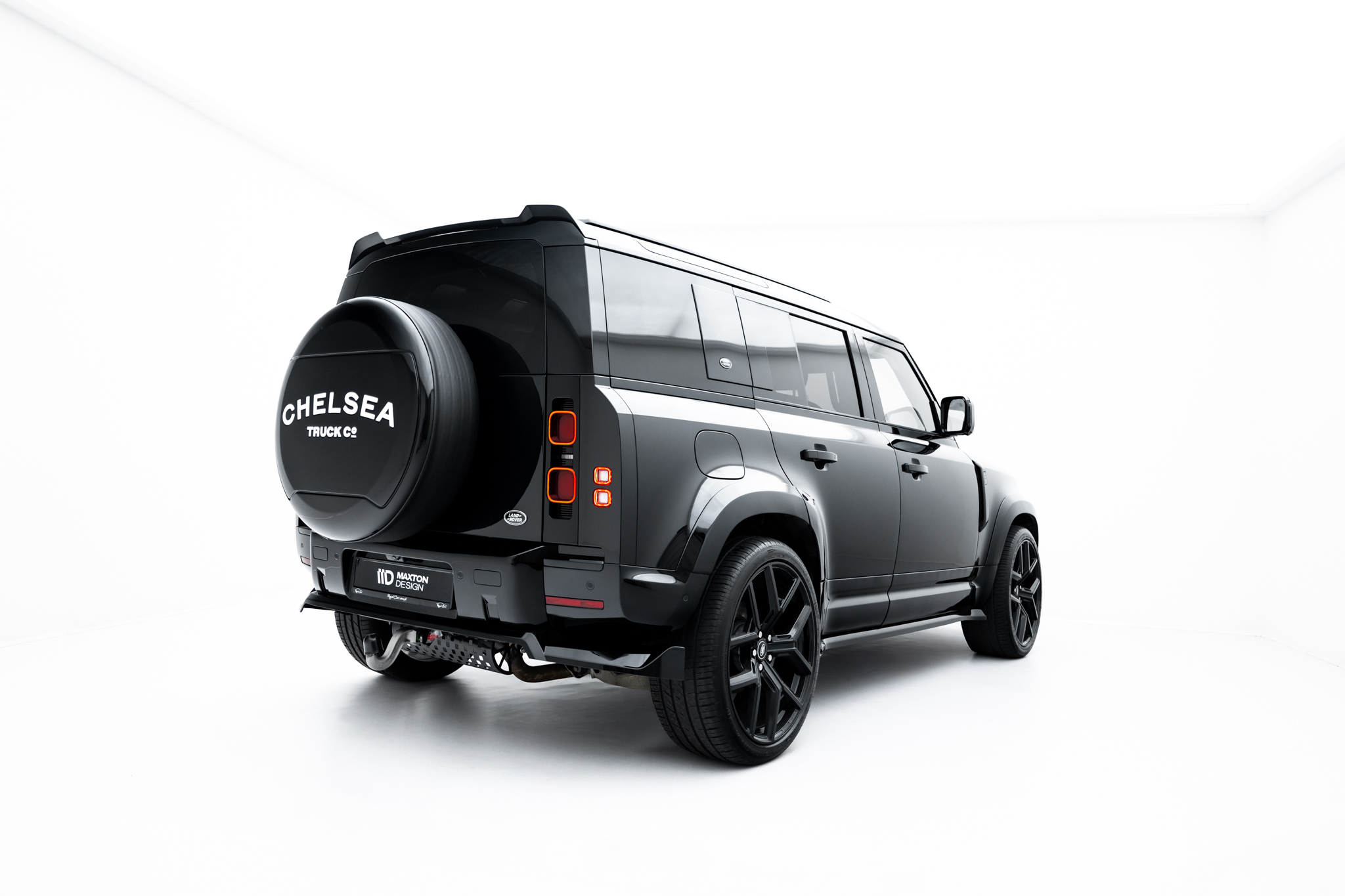 pol_po_Rear-Splitter-with-vertical-bars-Land-Rover-Defender-Mk4-23262_9 pol_po_Rear-Splitter-with-vertical-bars-Land-Rover-Defender-Mk4-23262_9