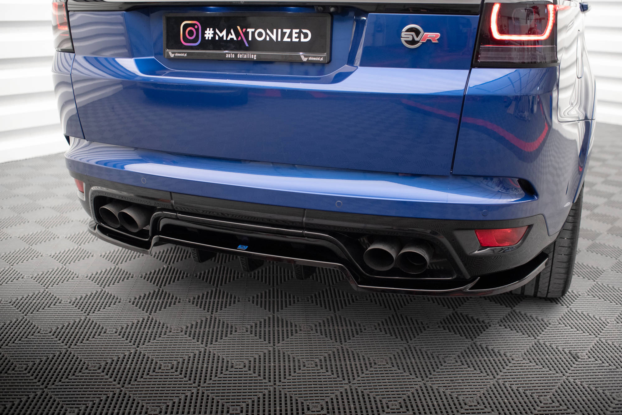 pol_po_Rear-Splitter-with-vertical-bars-Land-Rover-Range-Rover-Sport-SVR-Mk2-18335_2 pol_po_Rear-Splitter-with-vertical-bars-Land-Rover-Range-Rover-Sport-SVR-Mk2-18335_2