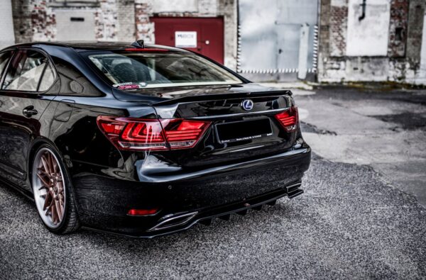 Πίσω Σπόιλερ (with vertical bars) Leuxs LS Mk4 Facelift Lexus LS Mk4
