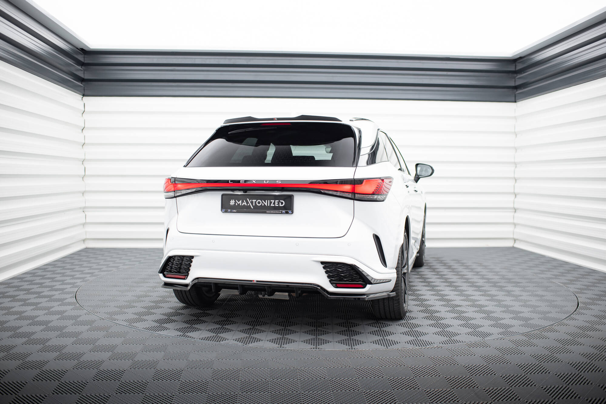 pol_po_Rear-Splitter-with-vertical-bars-Lexus-RX-F-Sport-Mk5-20924_1 pol_po_Rear-Splitter-with-vertical-bars-Lexus-RX-F-Sport-Mk5-20924_1