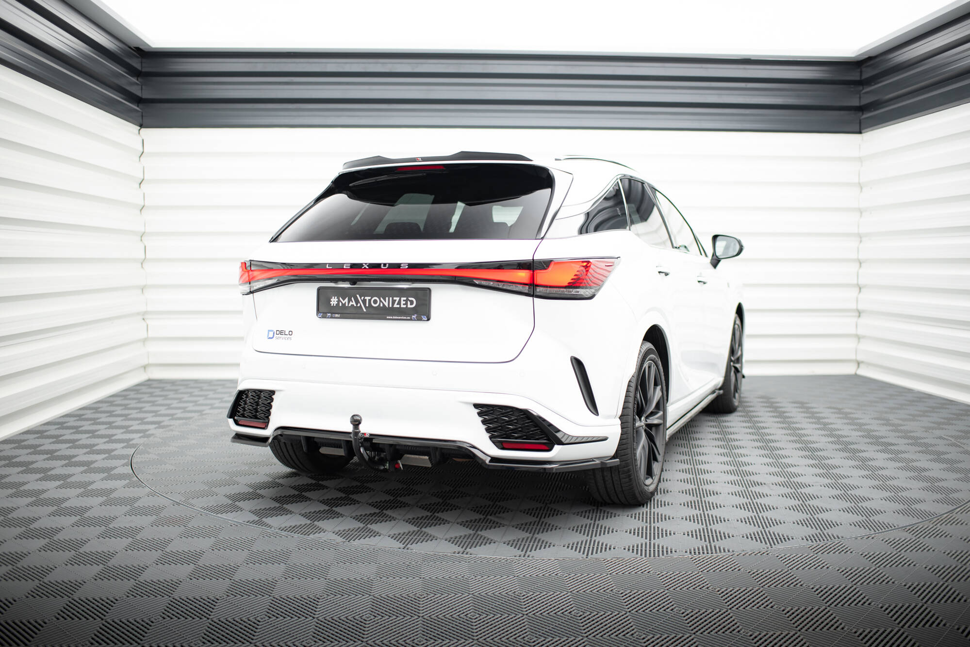 pol_po_Rear-Splitter-with-vertical-bars-Lexus-RX-F-Sport-Mk5-20924_8 pol_po_Rear-Splitter-with-vertical-bars-Lexus-RX-F-Sport-Mk5-20924_8