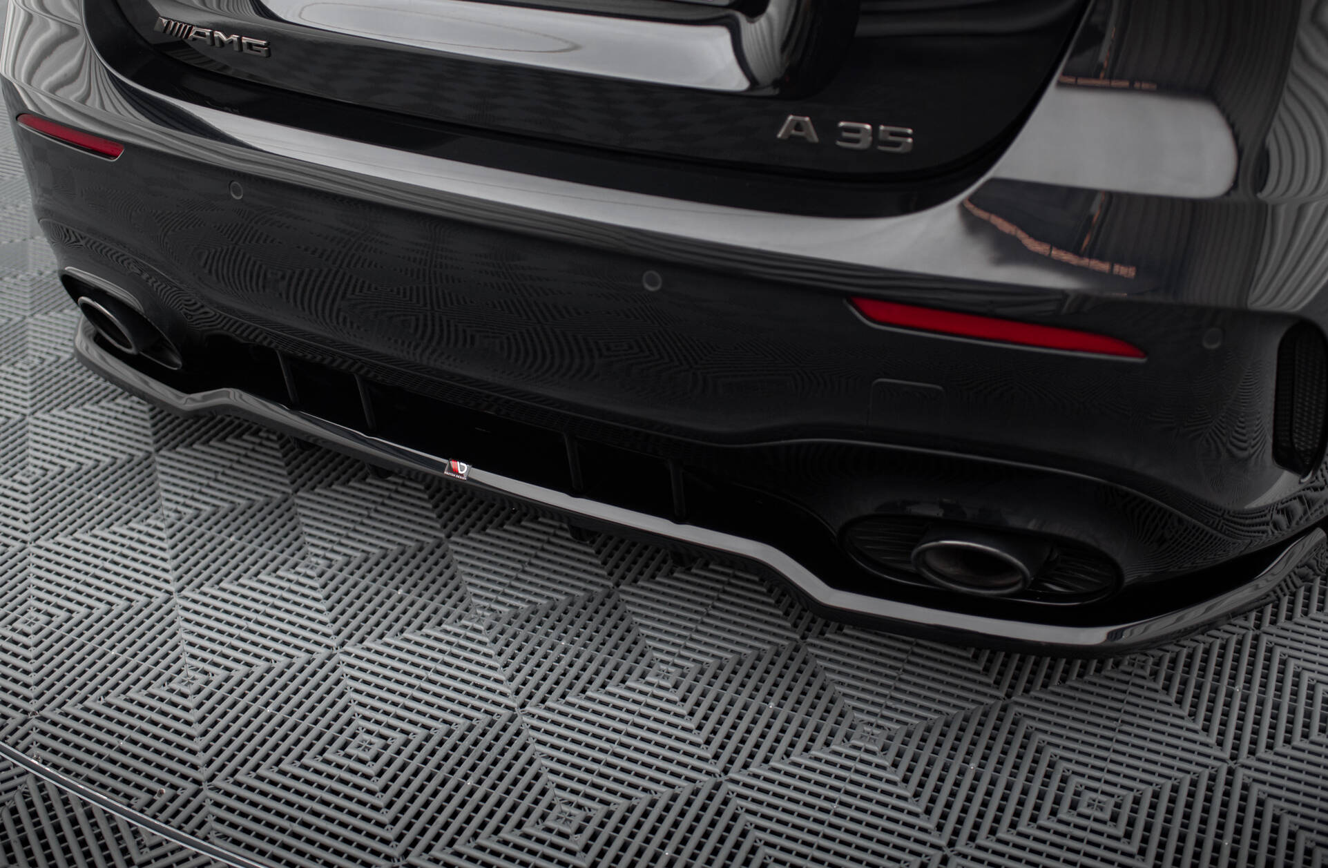 pol_po_Rear-Splitter-with-vertical-bars-Mercedes-AMG-A35-Hatchback-W177-19902_4 pol_po_Rear-Splitter-with-vertical-bars-Mercedes-AMG-A35-Hatchback-W177-19902_4
