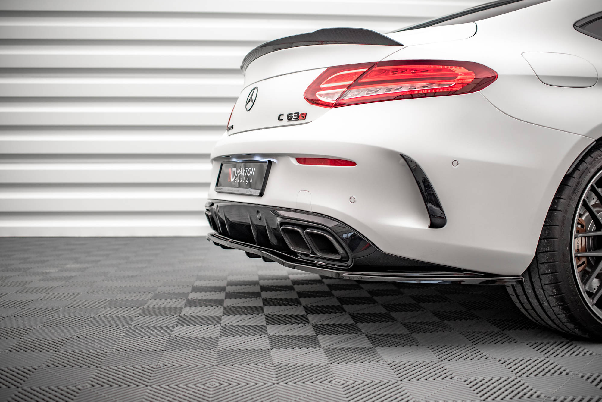 pol_po_Rear-Splitter-with-vertical-bars-Mercedes-AMG-C-63AMG-Coupe-AMG-Aero-Pack-C205-Facelift-15217_4 pol_po_Rear-Splitter-with-vertical-bars-Mercedes-AMG-C-63AMG-Coupe-AMG-Aero-Pack-C205-Facelift-15217_4