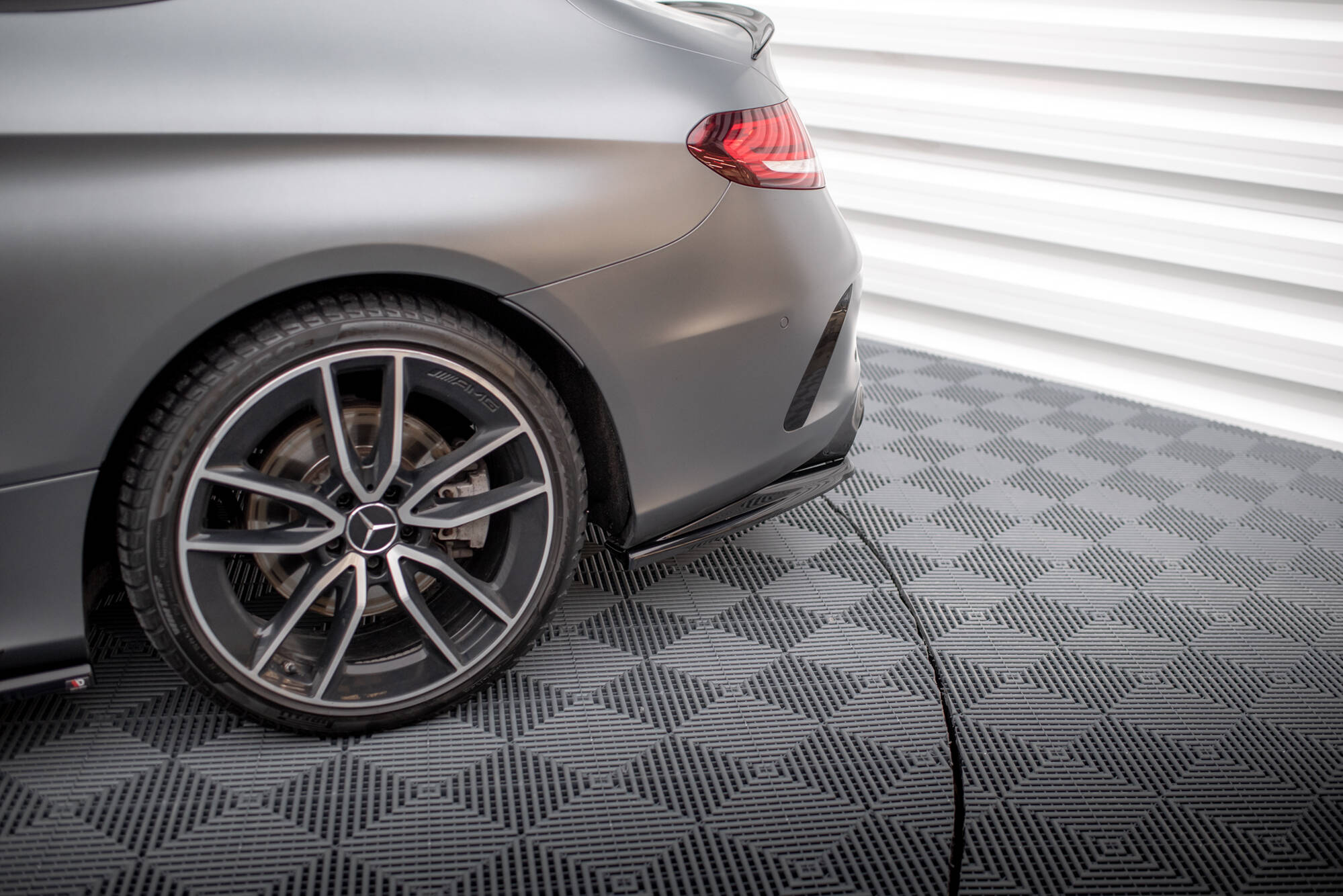 pol_po_Rear-Splitter-with-vertical-bars-Mercedes-AMG-C43-Coupe-Cabrio-C205-Facelift-A205-Facelift-19042_3 pol_po_Rear-Splitter-with-vertical-bars-Mercedes-AMG-C43-Coupe-Cabrio-C205-Facelift-A205-Facelift-19042_3