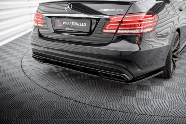 Πίσω Σπόιλερ (with vertical bars) Mercedes-Benz E63 AMG Sedan W212 Facelift Mercedes E Klasa W213 FL[2012-2016]