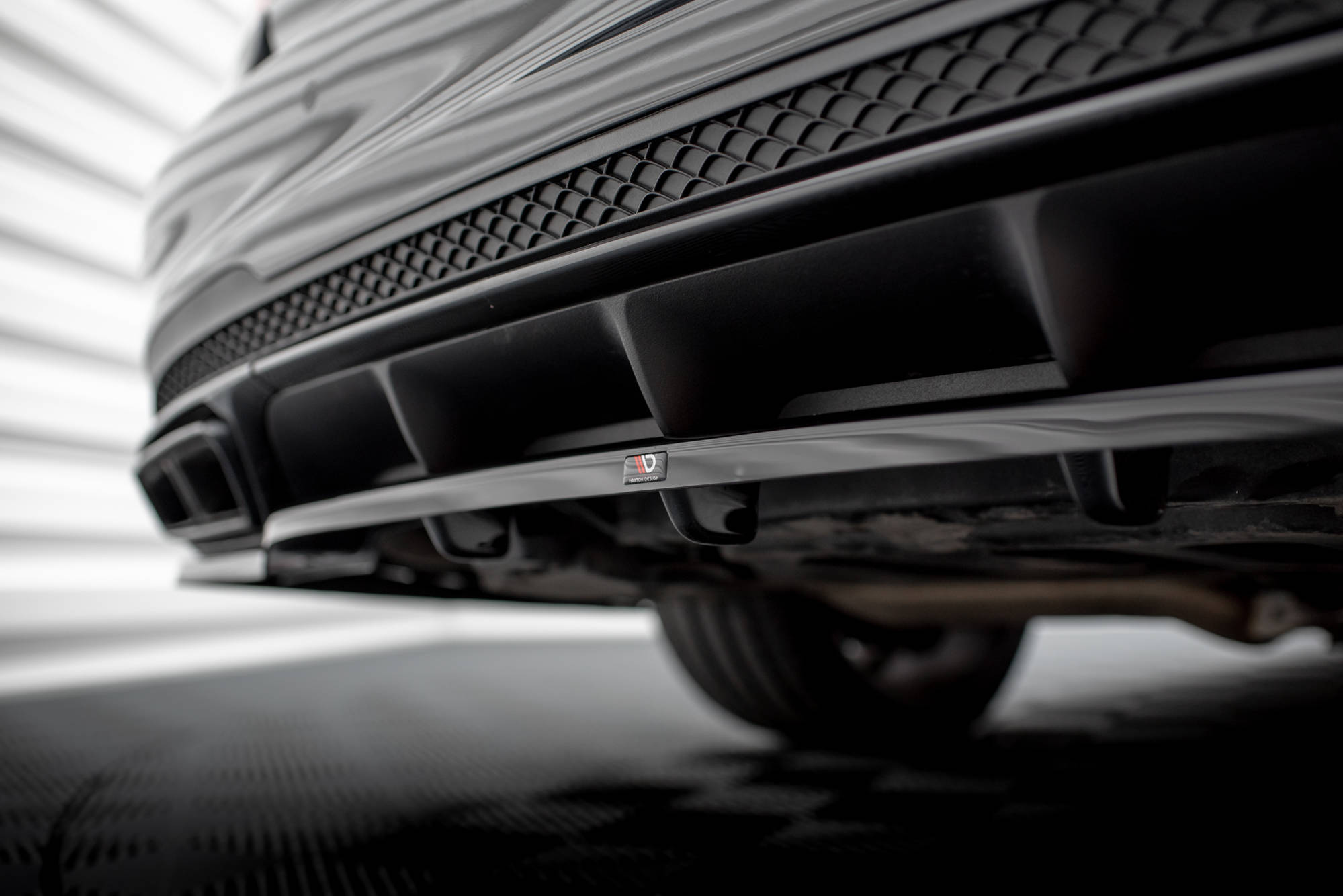 pol_po_Rear-Splitter-with-vertical-bars-Mercedes-Benz-E63-AMG-Sedan-W212-Facelift-11700_8 pol_po_Rear-Splitter-with-vertical-bars-Mercedes-Benz-E63-AMG-Sedan-W212-Facelift-11700_8