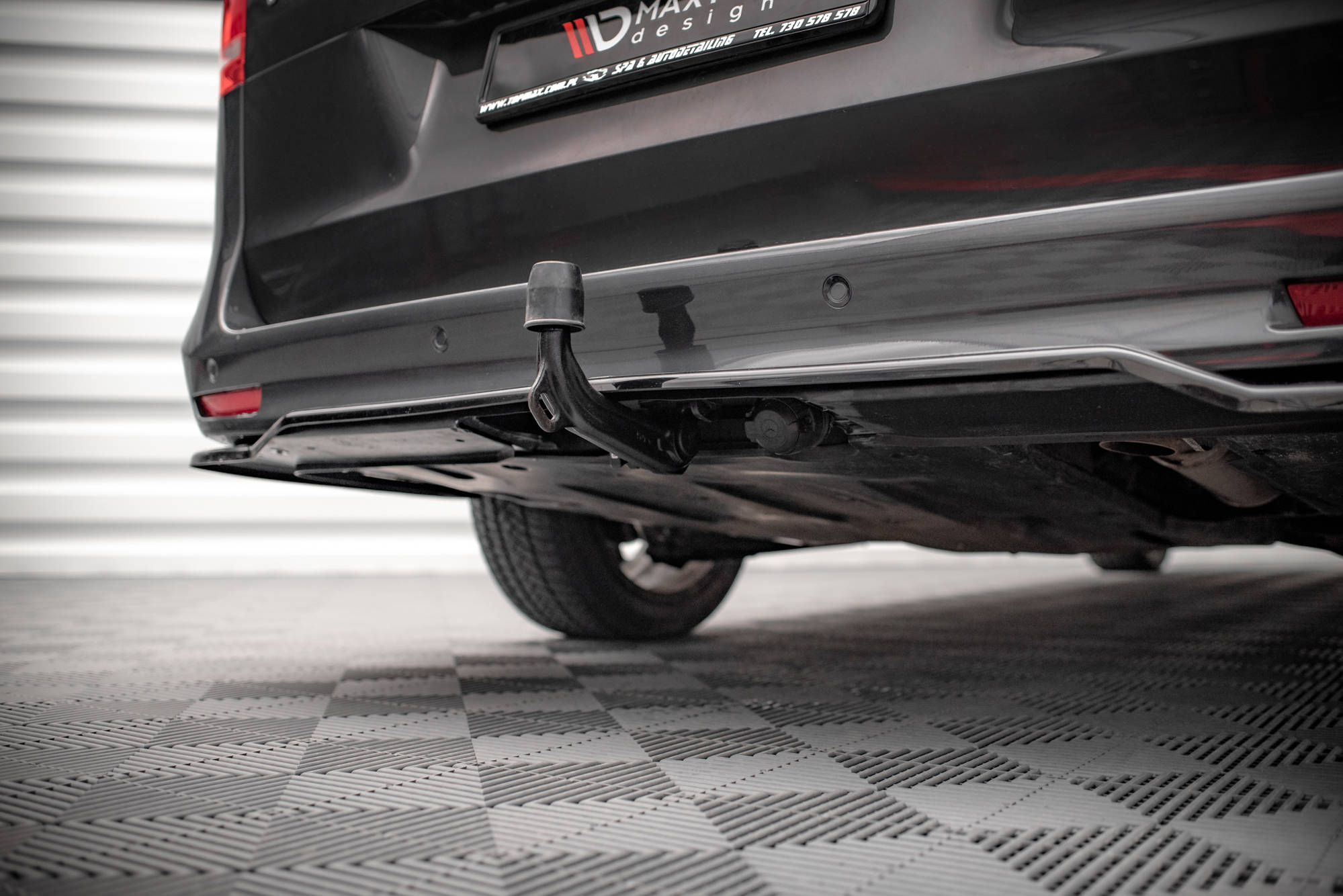 pol_po_Rear-Splitter-with-vertical-bars-Mercedes-Benz-V-Class-AMG-Line-W447-Facelift-14704_6 pol_po_Rear-Splitter-with-vertical-bars-Mercedes-Benz-V-Class-AMG-Line-W447-Facelift-14704_6