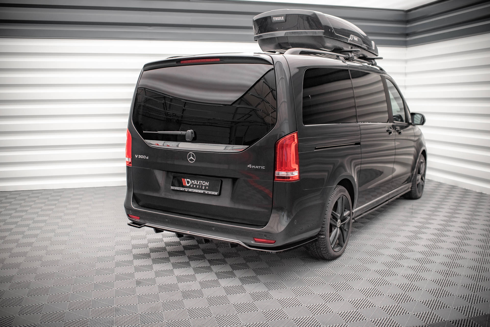 pol_po_Rear-Splitter-with-vertical-bars-Mercedes-Benz-V-Class-AMG-Line-W447-Facelift-14704_8 pol_po_Rear-Splitter-with-vertical-bars-Mercedes-Benz-V-Class-AMG-Line-W447-Facelift-14704_8
