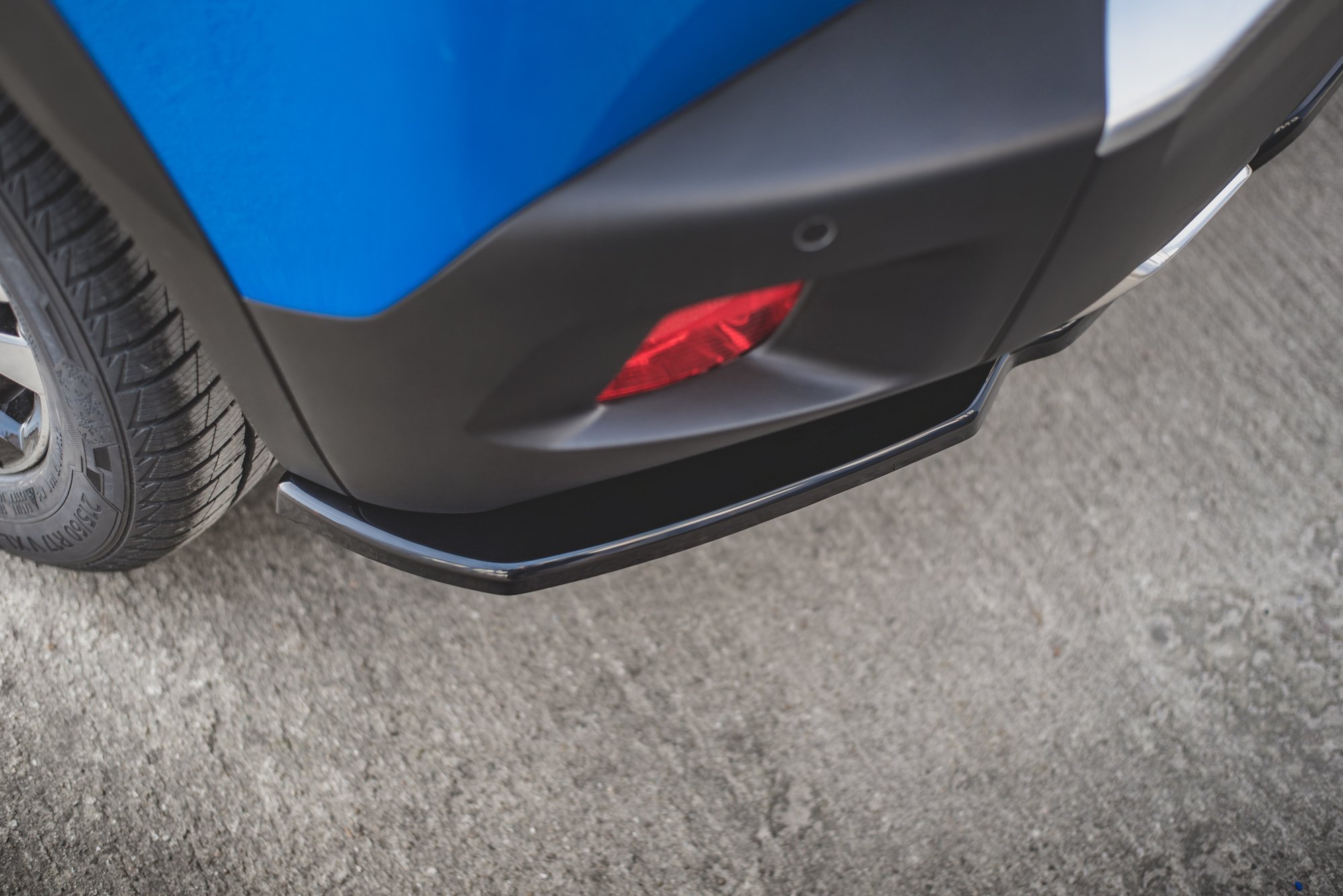 pol_po_Rear-Splitter-with-vertical-bars-Peugeot-2008-Mk2-11726_4 pol_po_Rear-Splitter-with-vertical-bars-Peugeot-2008-Mk2-11726_4