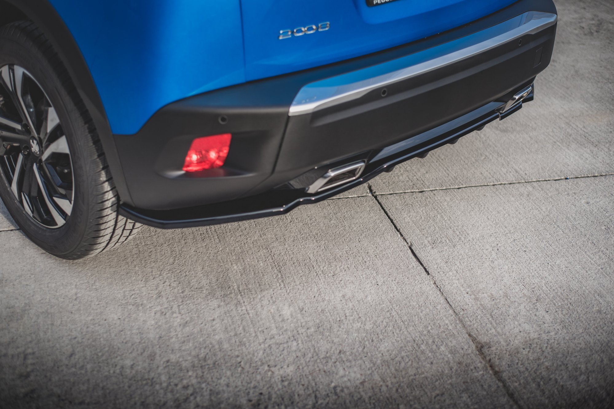 pol_po_Rear-Splitter-with-vertical-bars-Peugeot-2008-Mk2-11726_6 pol_po_Rear-Splitter-with-vertical-bars-Peugeot-2008-Mk2-11726_6