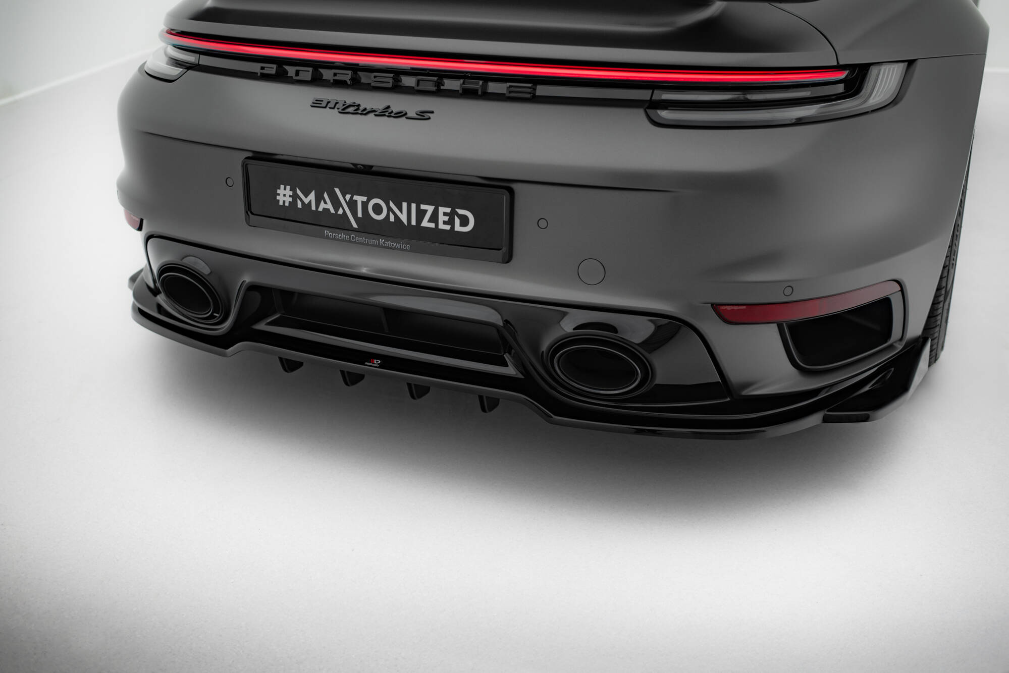 pol_po_Rear-Splitter-with-vertical-bars-Porsche-911-Turbo-S-Sport-Package-992-21883_4 pol_po_Rear-Splitter-with-vertical-bars-Porsche-911-Turbo-S-Sport-Package-992-21883_4