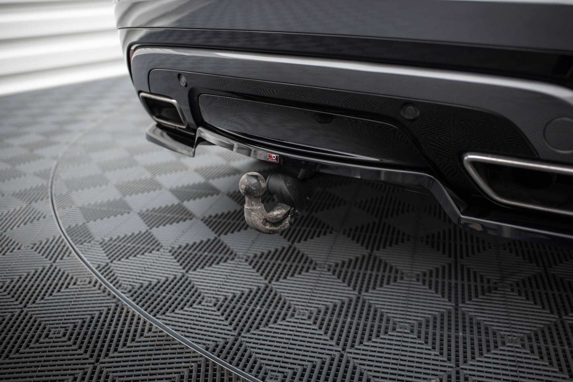 pol_po_Rear-Splitter-with-vertical-bars-V-1-Land-Rover-Range-Rover-Velar-R-Dynamic-Mk1-20560_3 pol_po_Rear-Splitter-with-vertical-bars-V-1-Land-Rover-Range-Rover-Velar-R-Dynamic-Mk1-20560_3