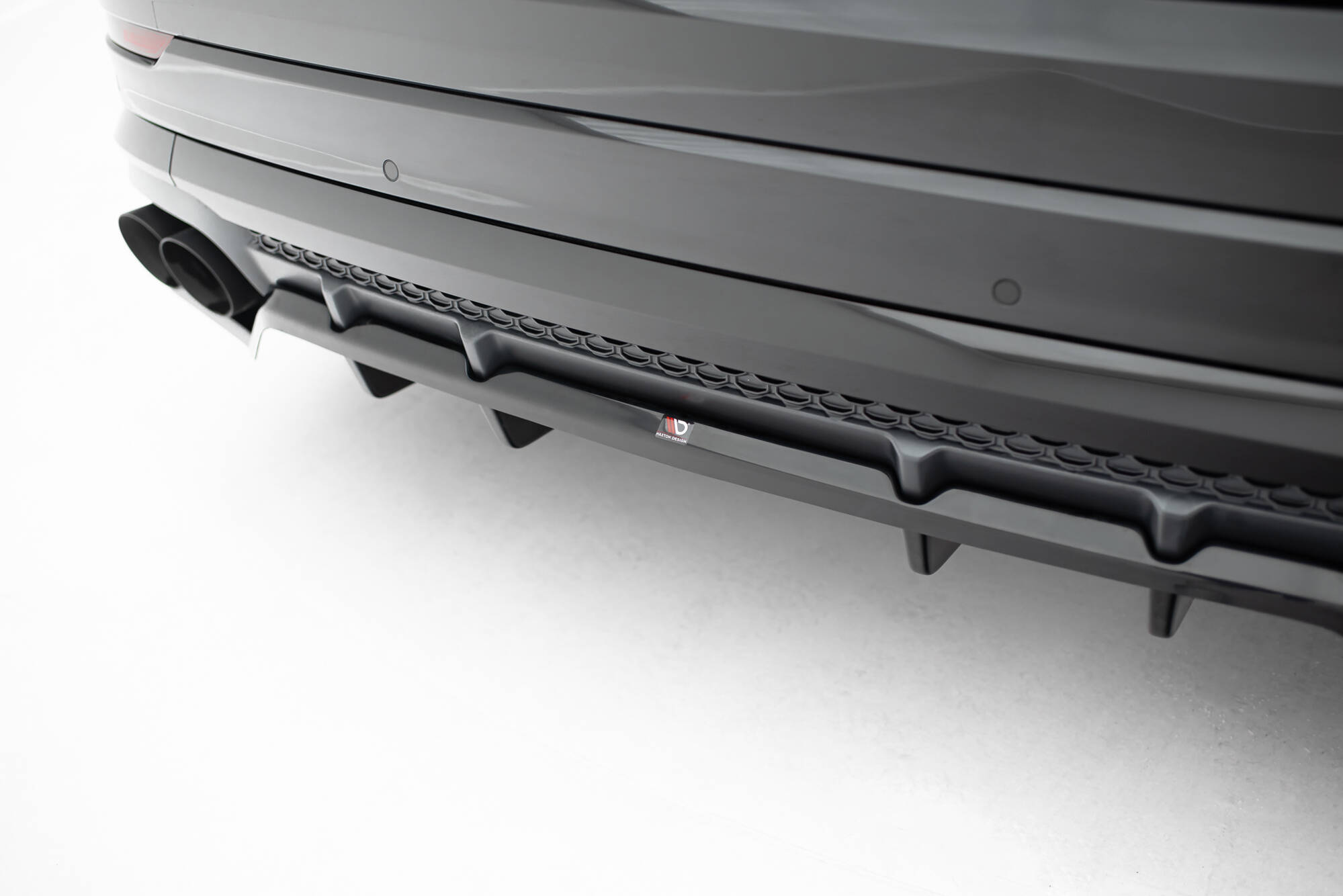pol_po_Rear-Splitter-with-vertical-bars-V-2-Audi-SQ8-Q8-S-Line-Mk1-Facelift-21625_11 pol_po_Rear-Splitter-with-vertical-bars-V-2-Audi-SQ8-Q8-S-Line-Mk1-Facelift-21625_11