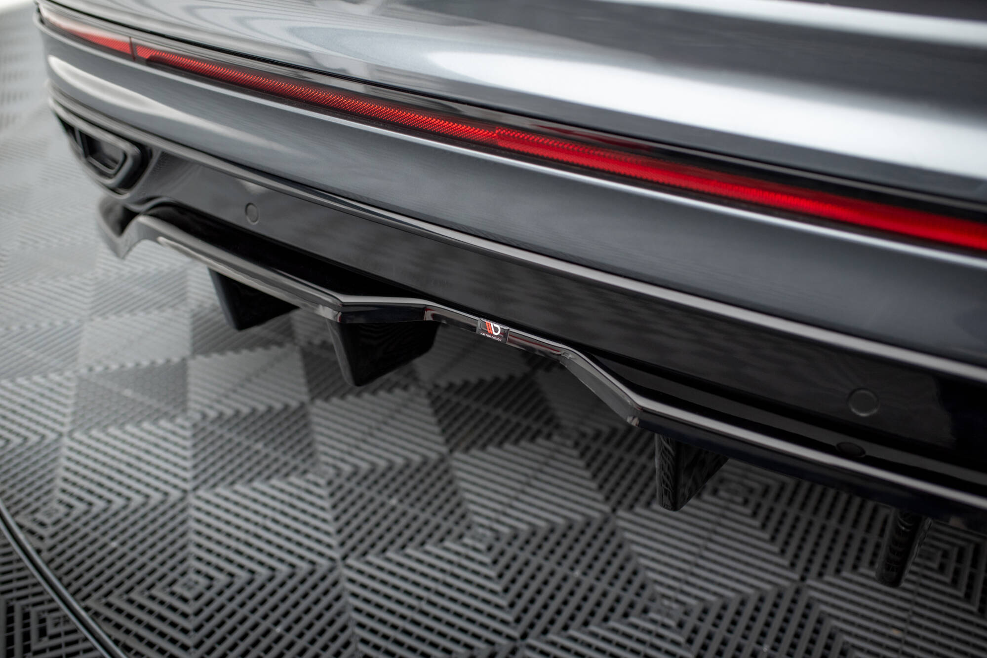 pol_po_Rear-Splitter-with-vertical-bars-Volkswagen-Tiguan-Allspace-R-Line-Mk2-Facelift-20498_6 pol_po_Rear-Splitter-with-vertical-bars-Volkswagen-Tiguan-Allspace-R-Line-Mk2-Facelift-20498_6