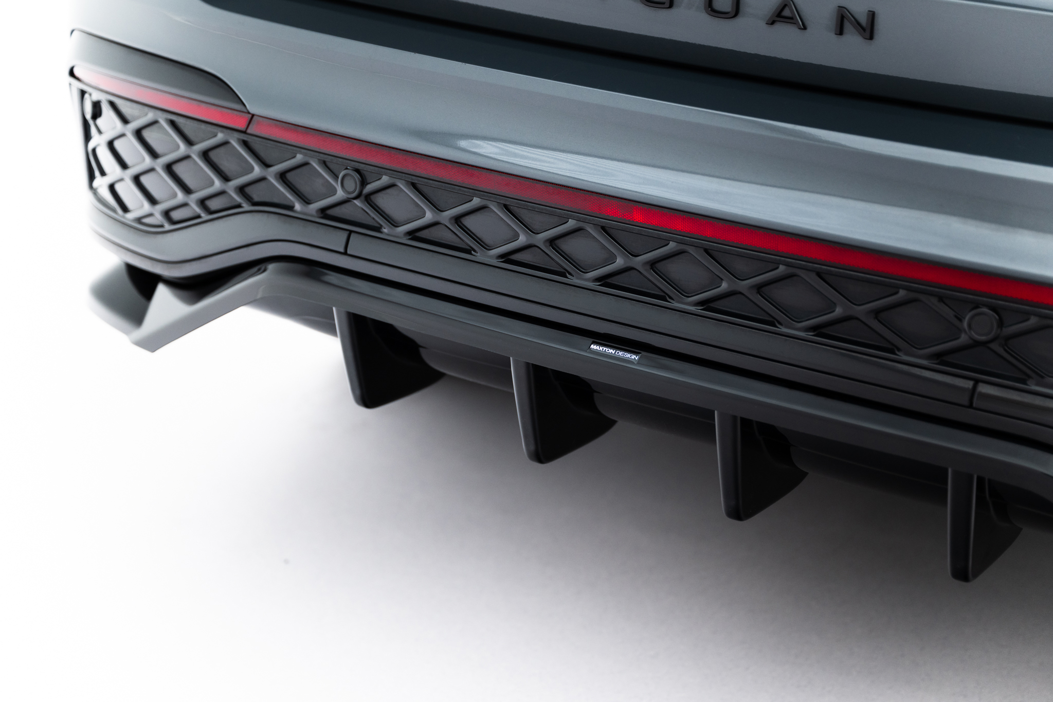 pol_po_Rear-Splitter-with-vertical-bars-Volkswagen-Tiguan-R-Line-Mk3-23463_1 pol_po_Rear-Splitter-with-vertical-bars-Volkswagen-Tiguan-R-Line-Mk3-23463_1