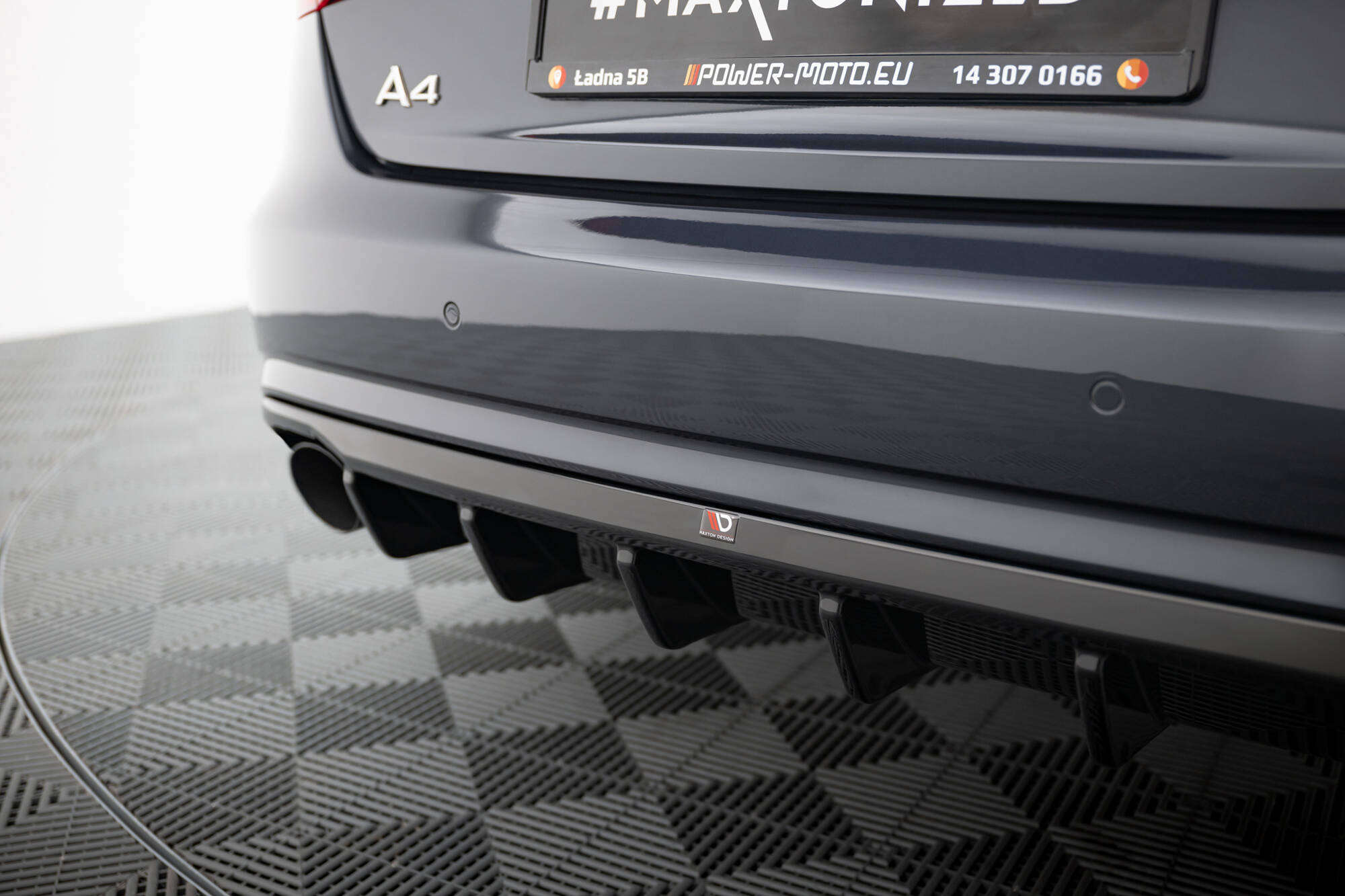 pol_po_Rear-Valance-Audi-A4-B8-Facelift-Version-with-single-exhausts-on-both-sides-22189_5 pol_po_Rear-Valance-Audi-A4-B8-Facelift-Version-with-single-exhausts-on-both-sides-22189_5