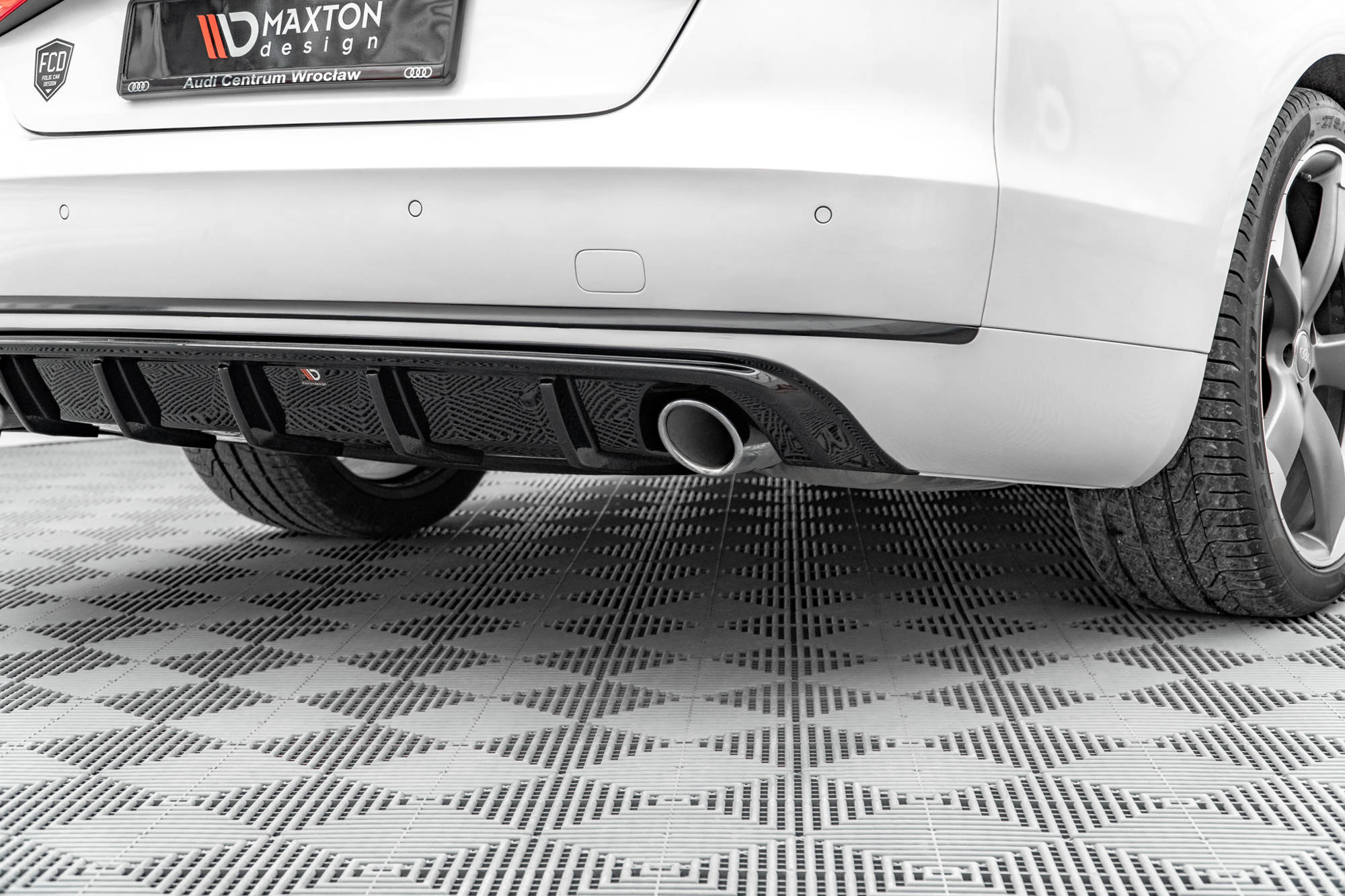 pol_po_Rear-Valance-Audi-A8-D4-13768_9 pol_po_Rear-Valance-Audi-A8-D4-13768_9