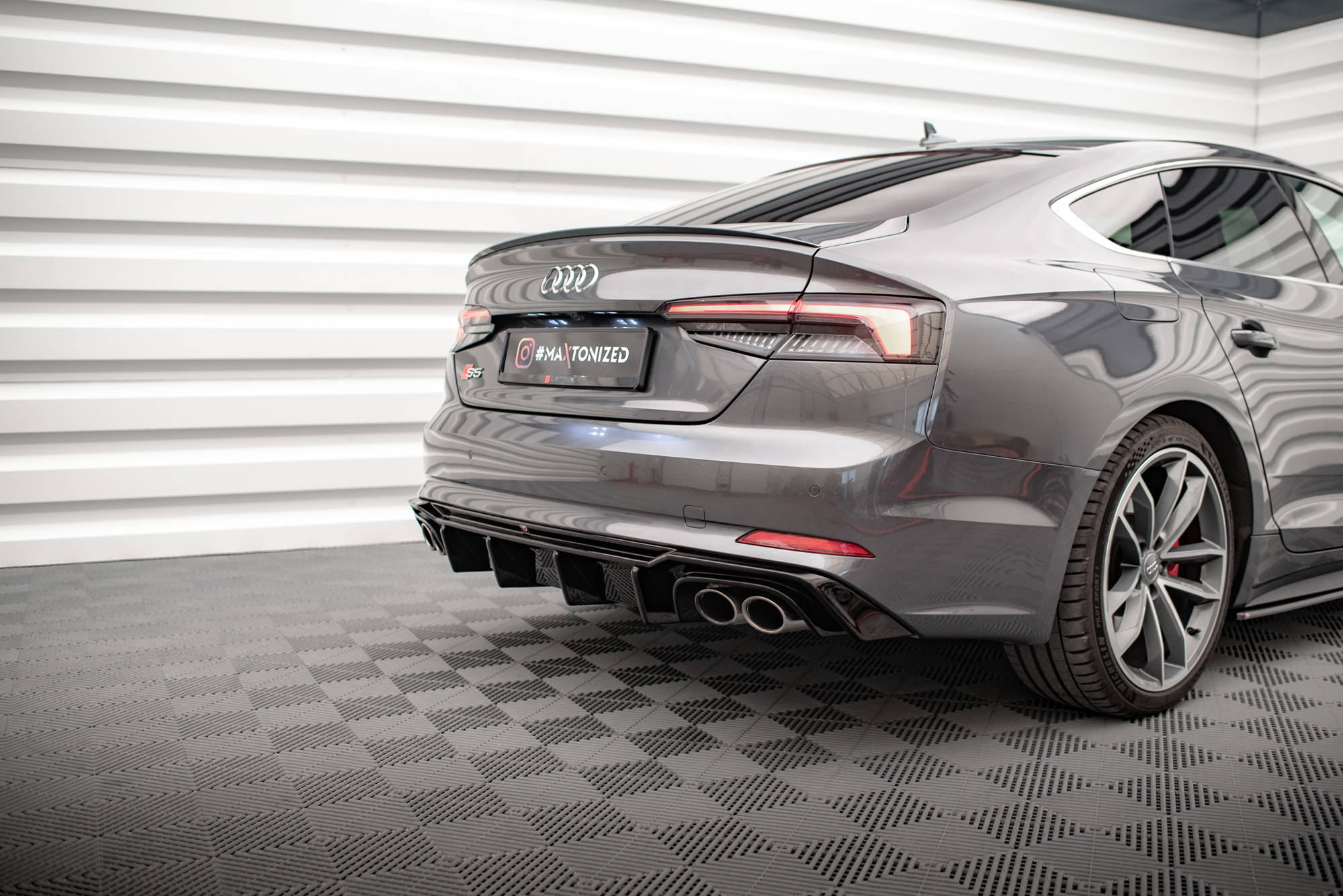 pol_po_Rear-Valance-Audi-S5-F5-Coupe-Sportback-7602_1 pol_po_Rear-Valance-Audi-S5-F5-Coupe-Sportback-7602_1