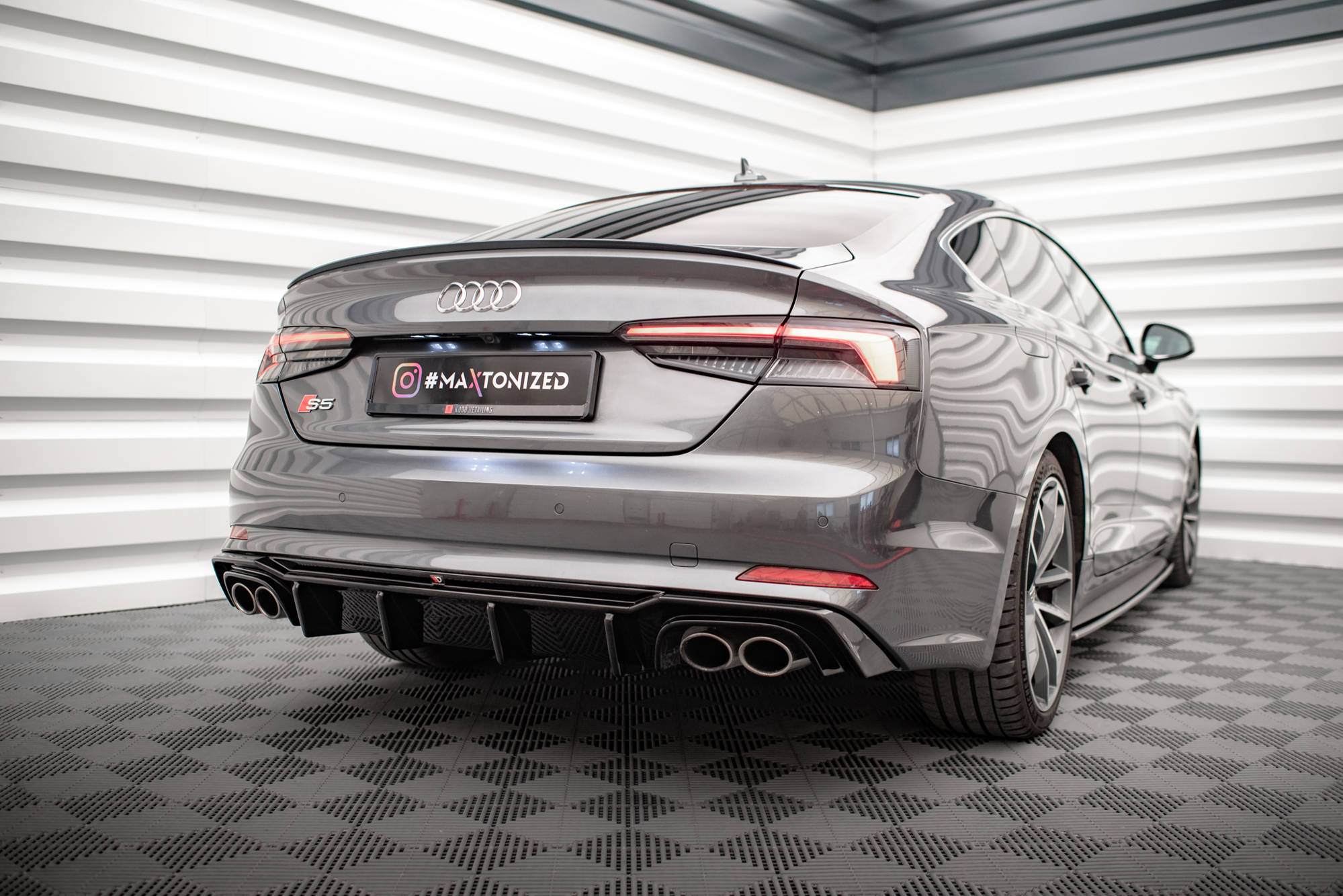 pol_po_Rear-Valance-Audi-S5-F5-Coupe-Sportback-7602_11 pol_po_Rear-Valance-Audi-S5-F5-Coupe-Sportback-7602_11