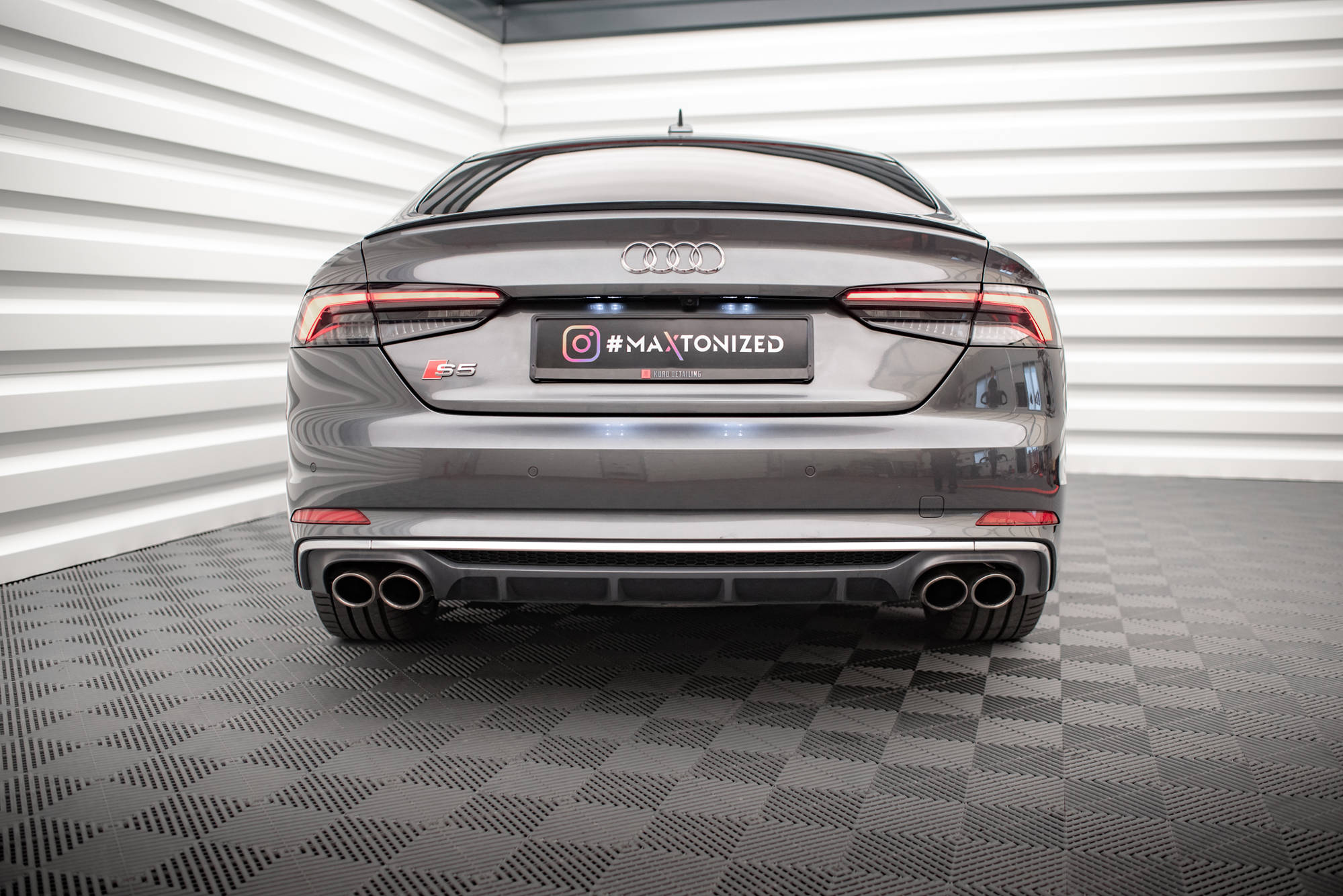 pol_po_Rear-Valance-Audi-S5-F5-Coupe-Sportback-7602_3 pol_po_Rear-Valance-Audi-S5-F5-Coupe-Sportback-7602_3