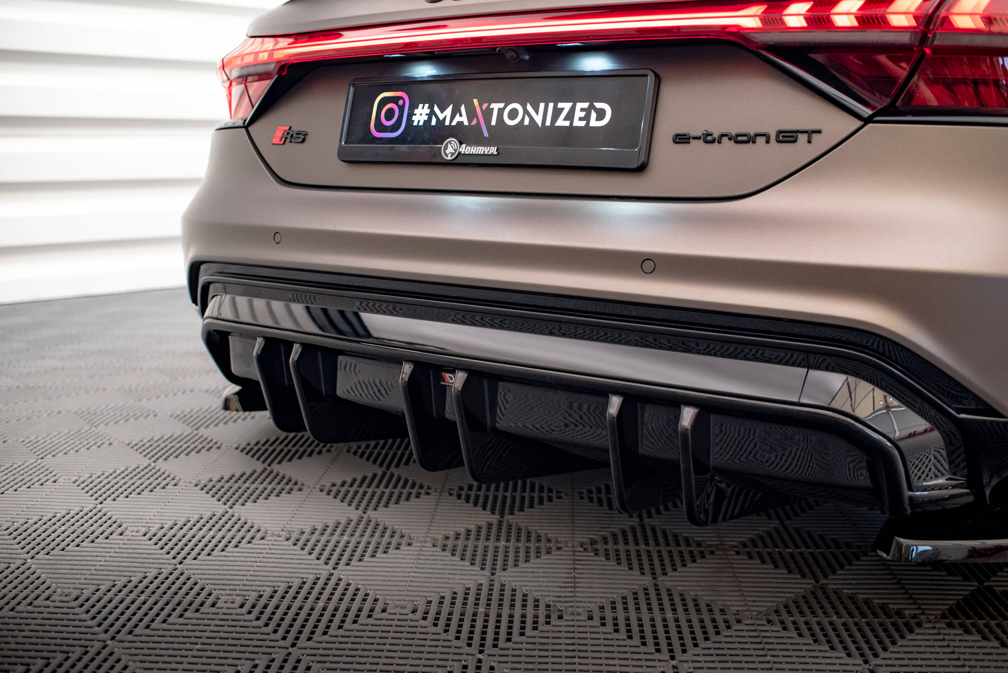 pol_po_Rear-Valance-Audi-e-Tron-GT-RS-GT-Mk1-16684_11 pol_po_Rear-Valance-Audi-e-Tron-GT-RS-GT-Mk1-16684_11