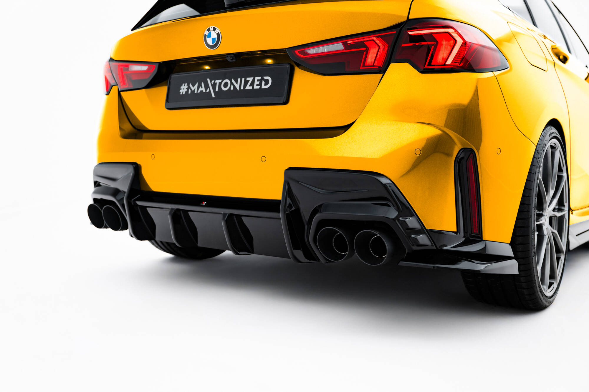 pol_po_Rear-Valance-BMW-1-M-Pack-F70-22406_5 pol_po_Rear-Valance-BMW-1-M-Pack-F70-22406_5