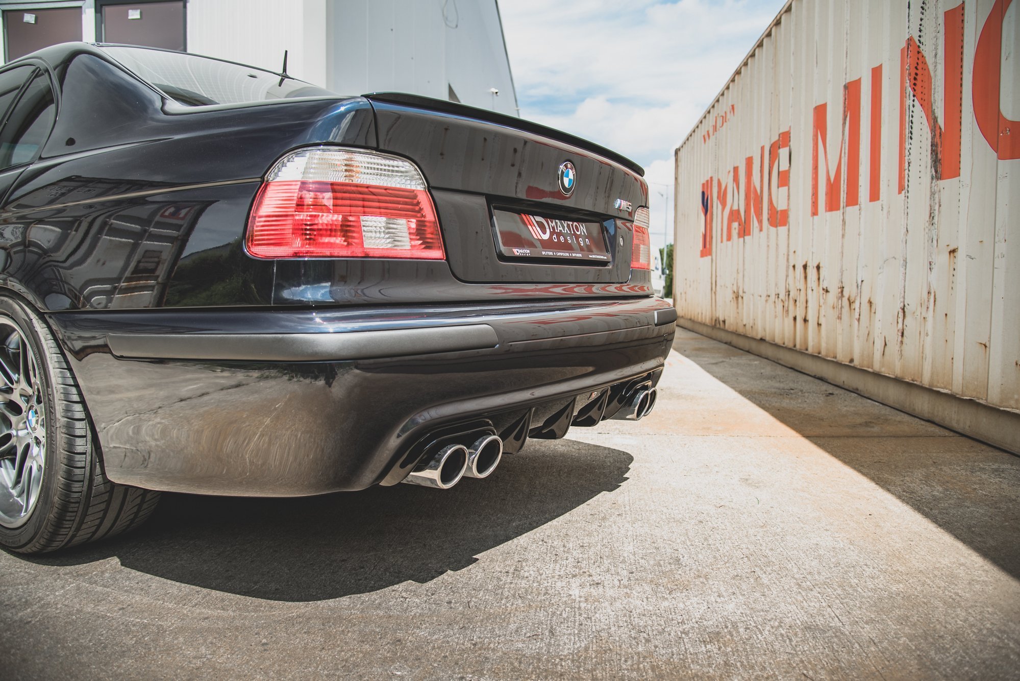 pol_po_Rear-Valance-BMW-M5-5-M-Pack-E39-11088_9 pol_po_Rear-Valance-BMW-M5-5-M-Pack-E39-11088_9