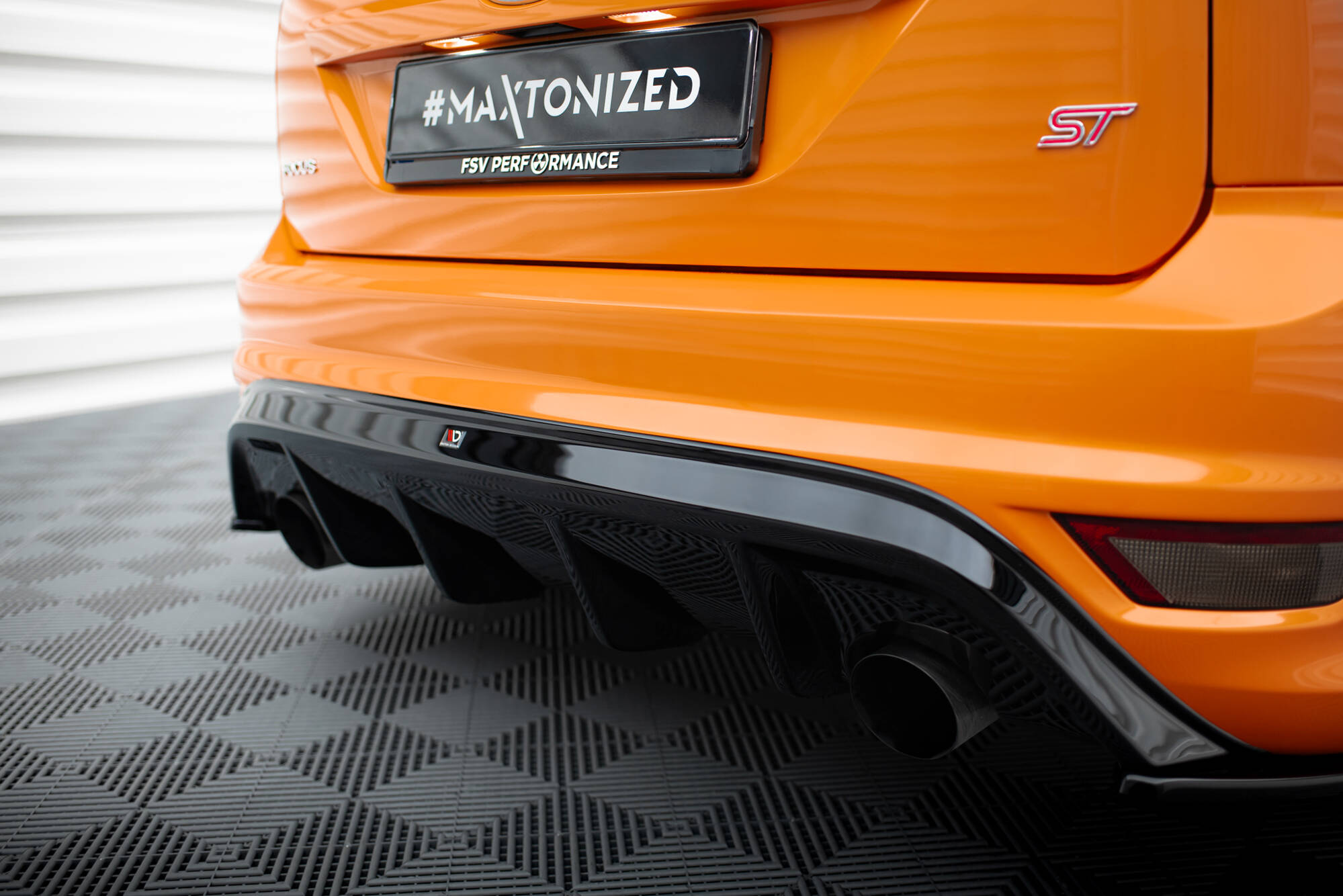 pol_po_Rear-Valance-Ford-Focus-ST-Mk2-FL-357_4 pol_po_Rear-Valance-Ford-Focus-ST-Mk2-FL-357_4