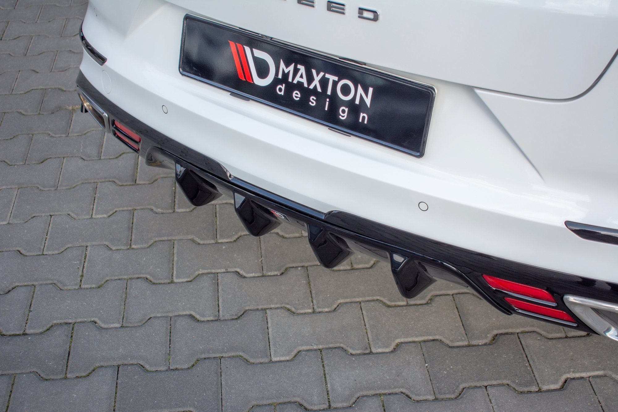 pol_po_Rear-Valance-Kia-ProCeed-GT-Mk-1-8819_4 pol_po_Rear-Valance-Kia-ProCeed-GT-Mk-1-8819_4