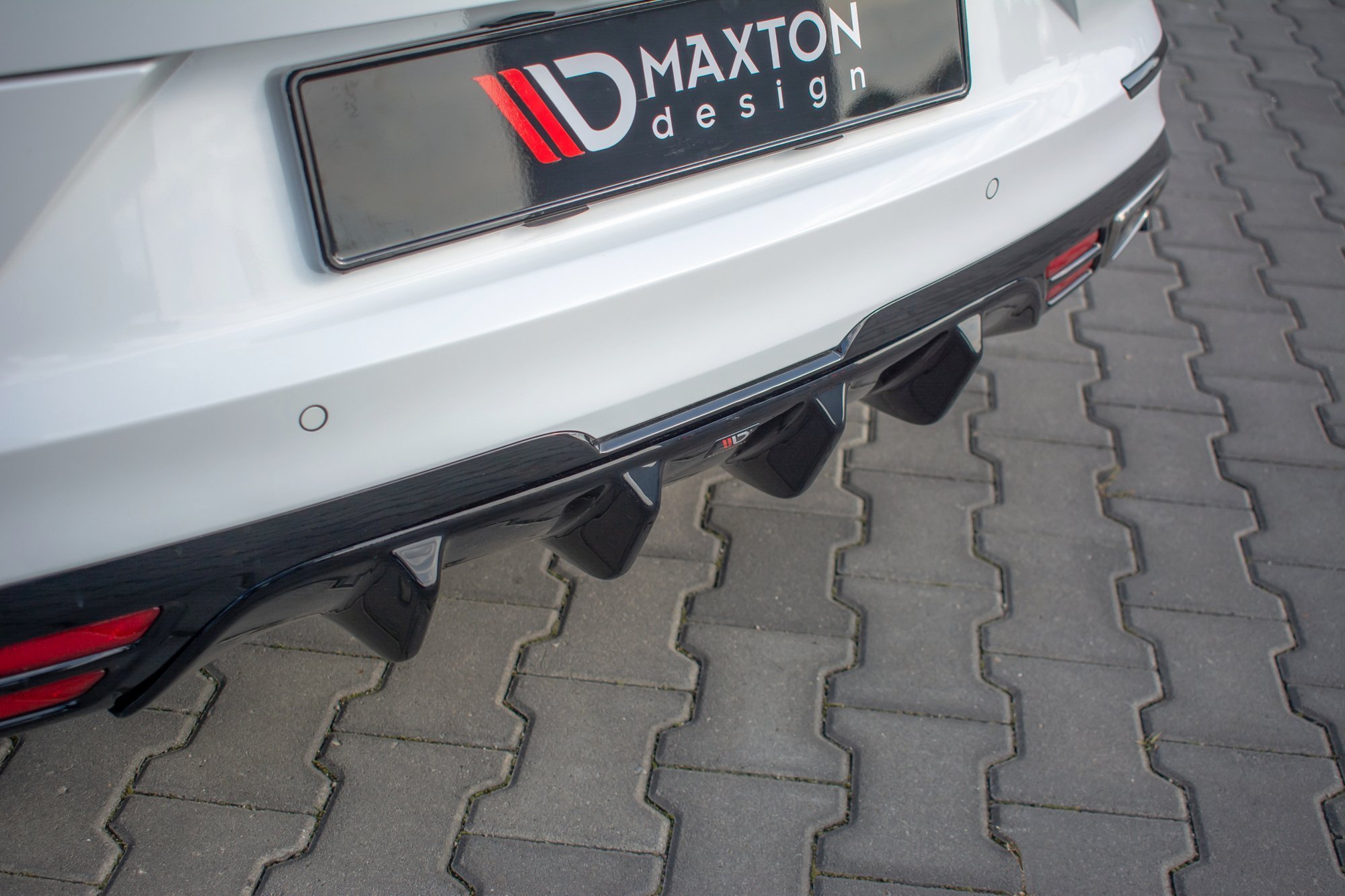 pol_po_Rear-Valance-Kia-ProCeed-GT-Mk-1-8819_6 pol_po_Rear-Valance-Kia-ProCeed-GT-Mk-1-8819_6