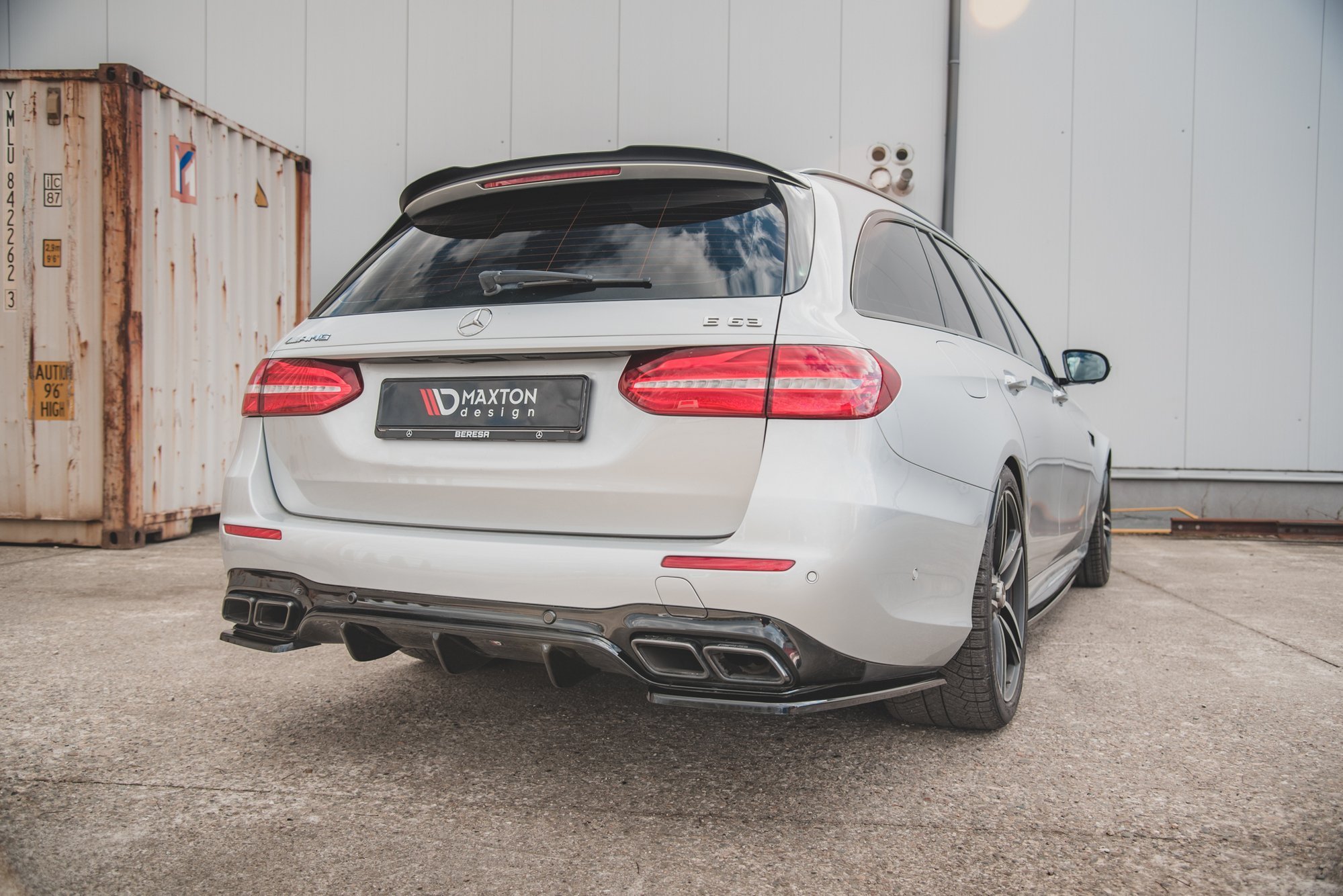 pol_po_Rear-Valance-Mercedes-Benz-E63-AMG-Estate-S213-9842_5 pol_po_Rear-Valance-Mercedes-Benz-E63-AMG-Estate-S213-9842_5