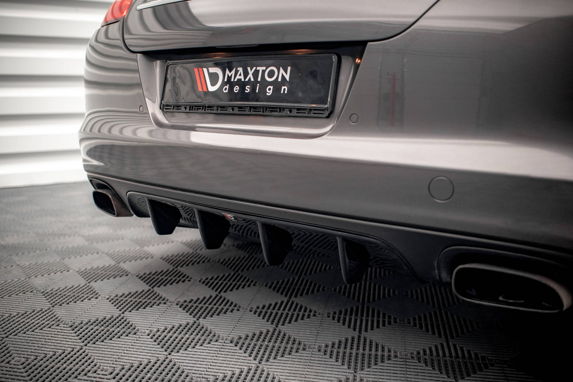 pol_po_Rear-Valance-Porsche-Panamera-Panamera-Diesel-970-17220_5 pol_po_Rear-Valance-Porsche-Panamera-Panamera-Diesel-970-17220_5