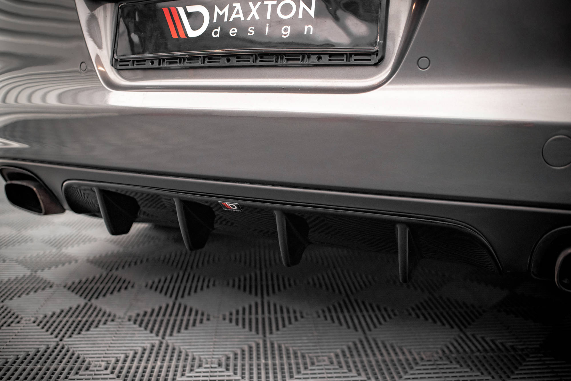 pol_po_Rear-Valance-Porsche-Panamera-Panamera-Diesel-970-17220_9 pol_po_Rear-Valance-Porsche-Panamera-Panamera-Diesel-970-17220_9