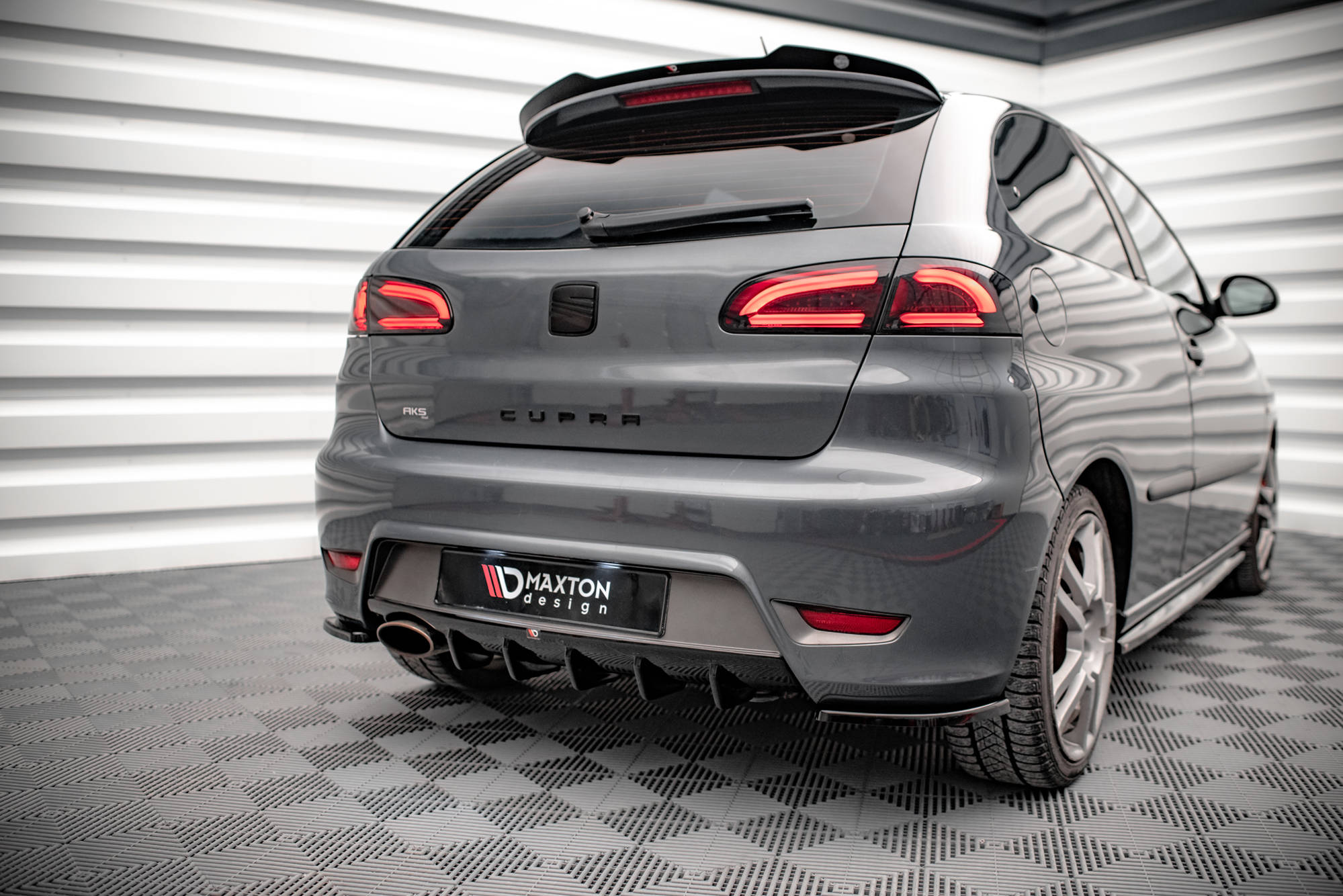 pol_po_Rear-Valance-Seat-Ibiza-Cupra-Mk3-14673_8 pol_po_Rear-Valance-Seat-Ibiza-Cupra-Mk3-14673_8