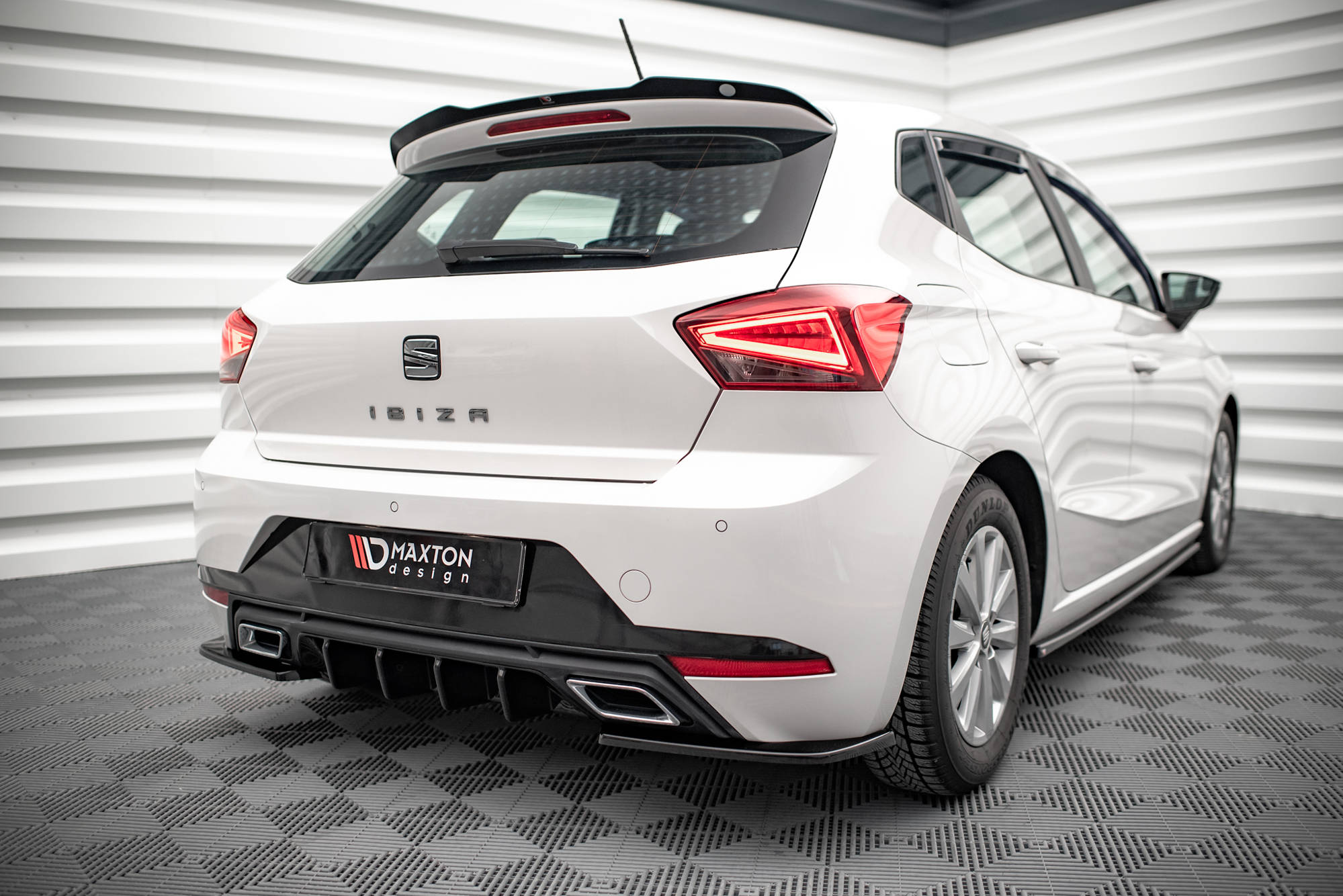 pol_po_Rear-Valance-Seat-Ibiza-FR-Standard-Mk5-15917_4 pol_po_Rear-Valance-Seat-Ibiza-FR-Standard-Mk5-15917_4