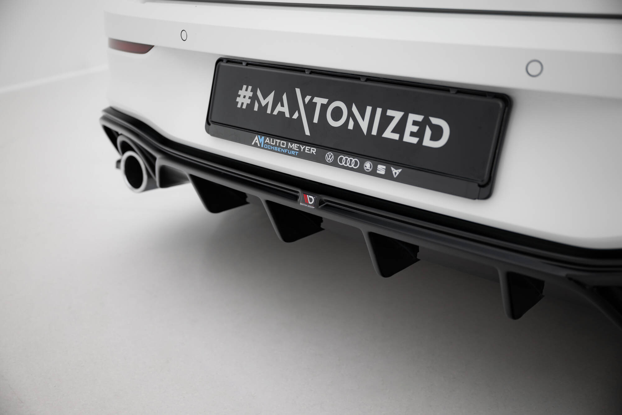 pol_po_Rear-Valance-V-2-Volkswagen-Golf-GTI-Mk8-12227_12 pol_po_Rear-Valance-V-2-Volkswagen-Golf-GTI-Mk8-12227_12