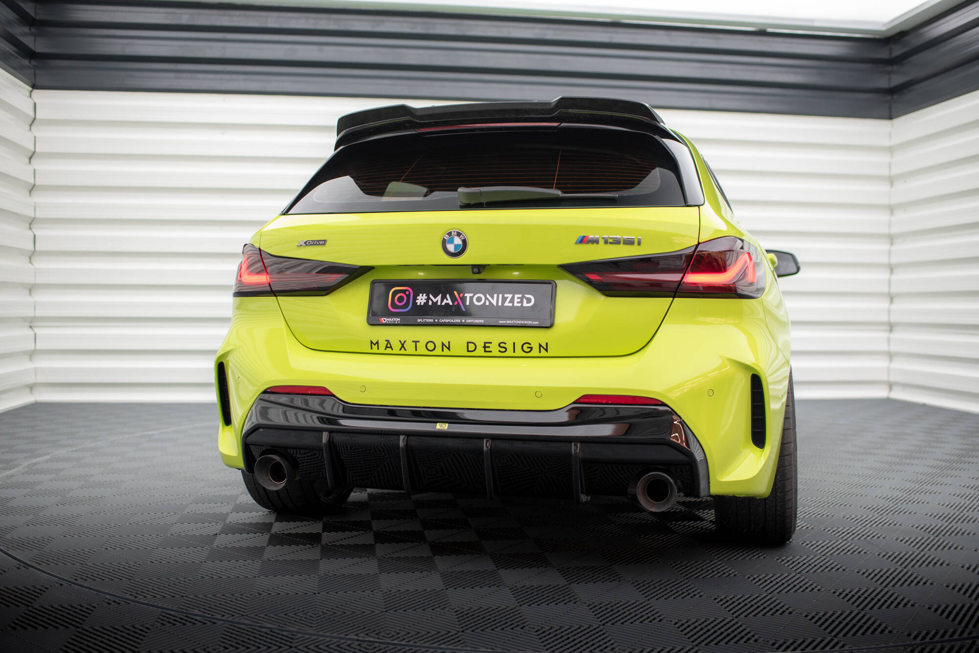 pol_po_Rear-Valance-V-3-BMW-1-F40-M-Pack-M135i-128ti-Version-with-single-exhausts-on-two-sides-19994_12 pol_po_Rear-Valance-V-3-BMW-1-F40-M-Pack-M135i-128ti-Version-with-single-exhausts-on-two-sides-19994_12