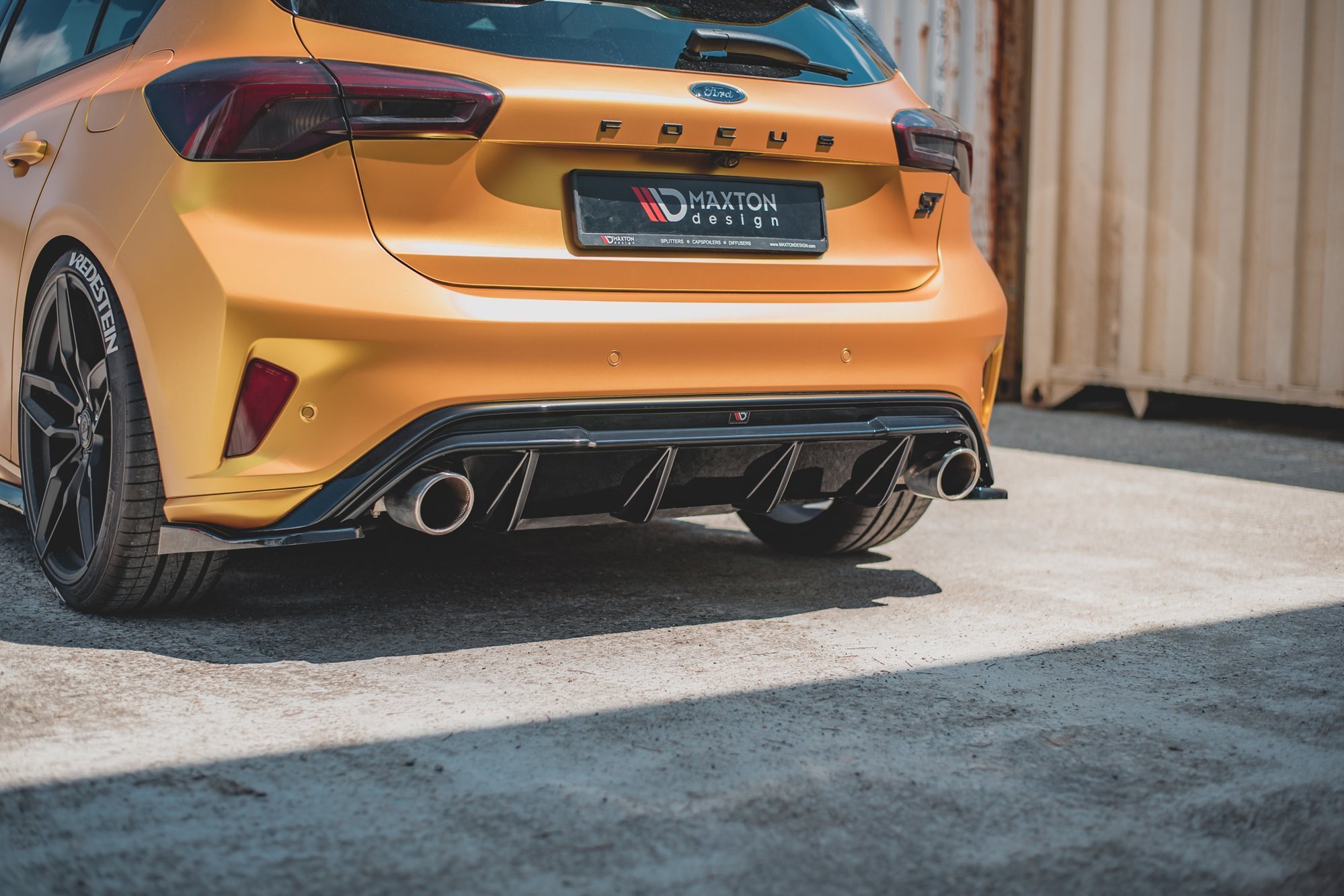 pol_po_Rear-Valance-V-3-Ford-Focus-Hatchback-ST-Mk4-10161_3 pol_po_Rear-Valance-V-3-Ford-Focus-Hatchback-ST-Mk4-10161_3