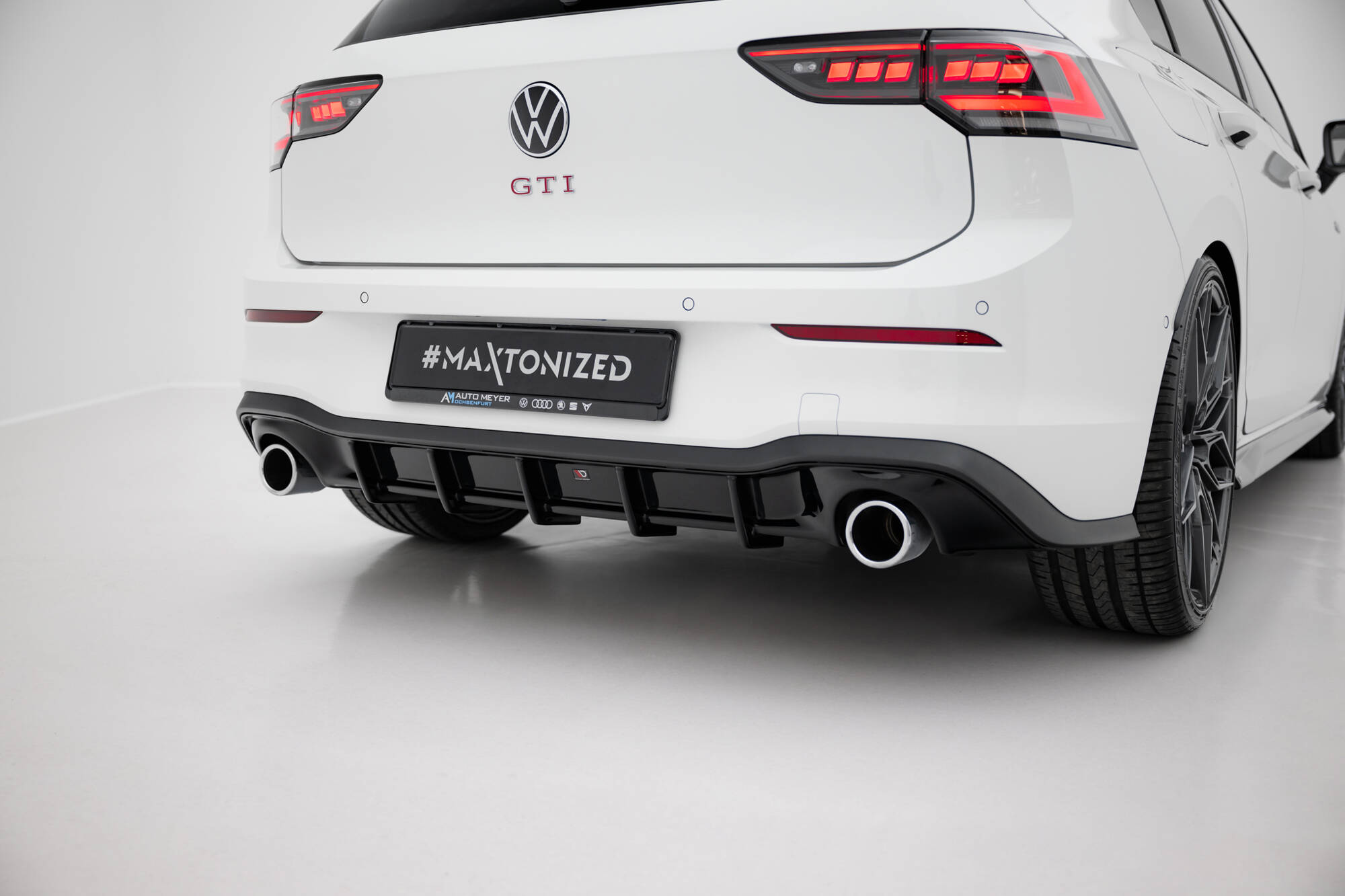pol_po_Rear-Valance-V-3-Volkswagen-Golf-GTI-Mk8-20418_11 pol_po_Rear-Valance-V-3-Volkswagen-Golf-GTI-Mk8-20418_11
