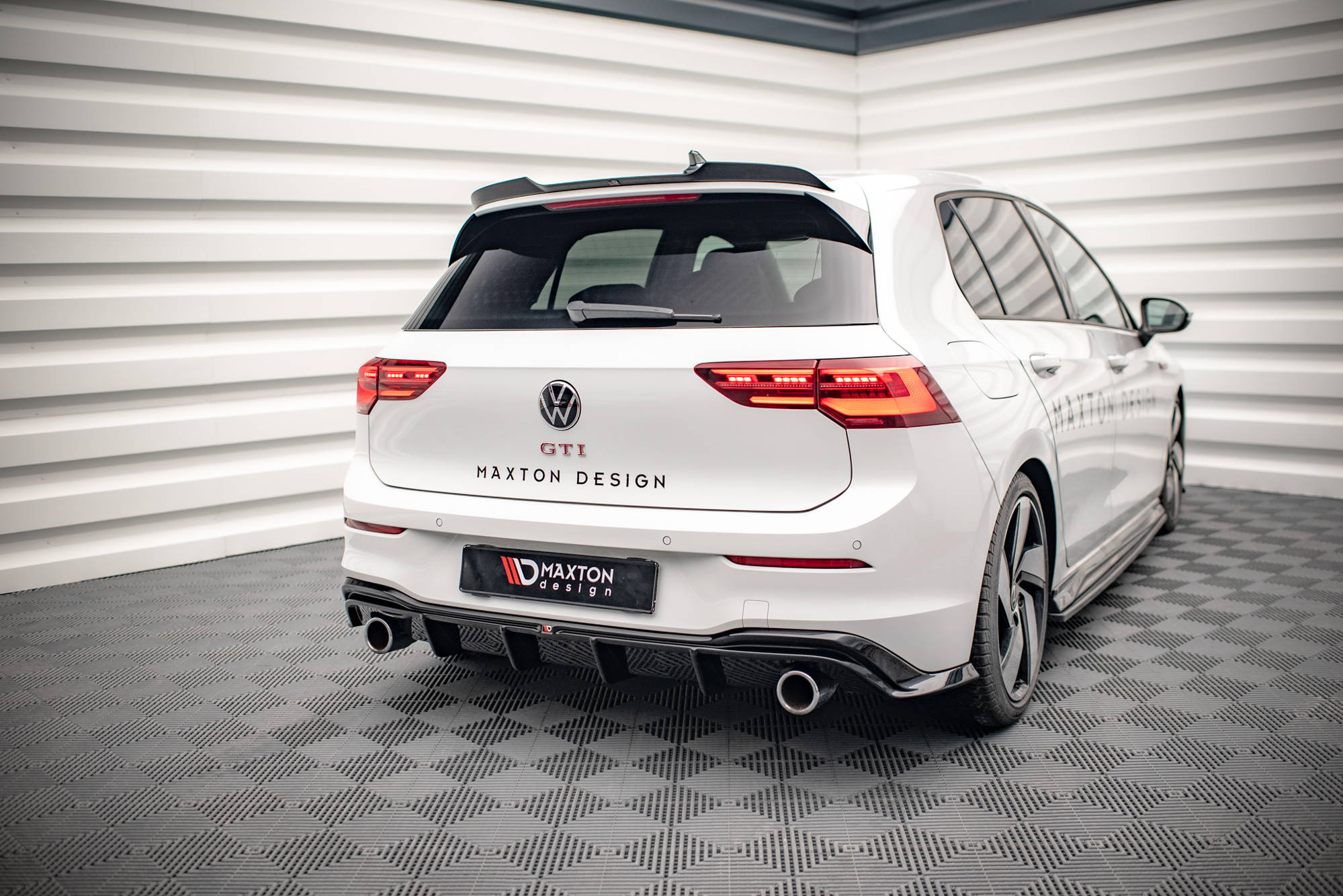 pol_po_Rear-Valance-V-4-Volkswagen-Golf-GTI-Mk8-16795_8 pol_po_Rear-Valance-V-4-Volkswagen-Golf-GTI-Mk8-16795_8