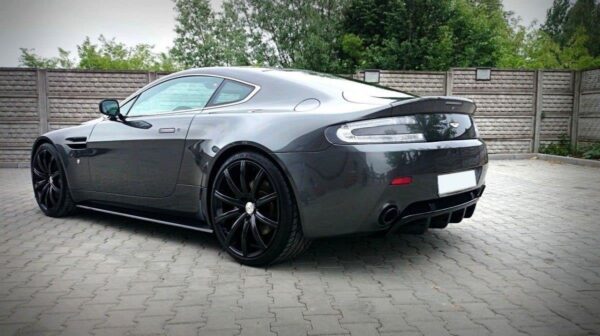 SIDE SKIRTS ASTON MARTIN V8 VANTAGE Aston Martin V8 Vantage
