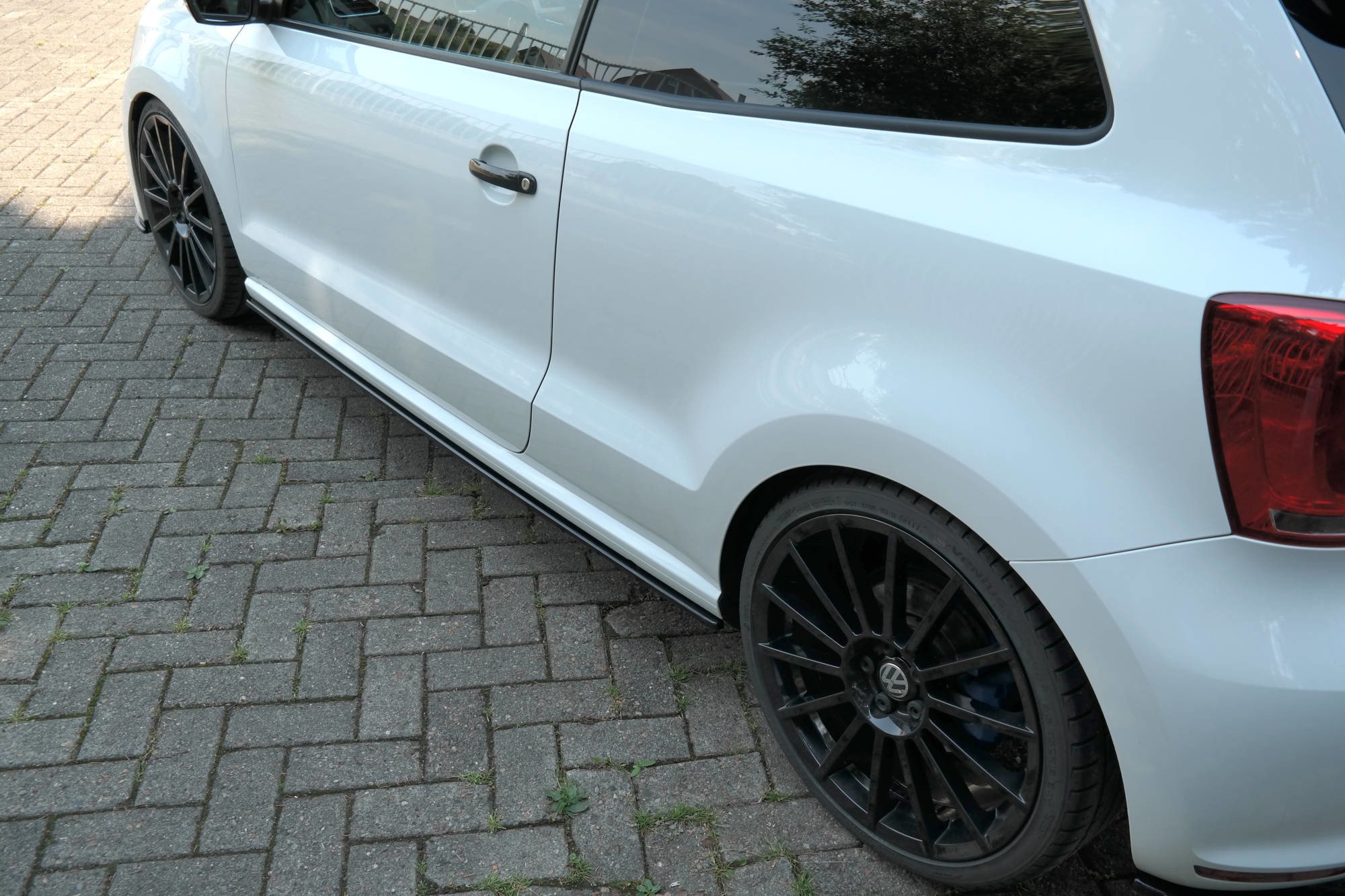 pol_po_SIDE-SKIRTS-DIFFUSERS-Volkswagen-Polo-WRC-Mk5-7331_2 pol_po_SIDE-SKIRTS-DIFFUSERS-Volkswagen-Polo-WRC-Mk5-7331_2