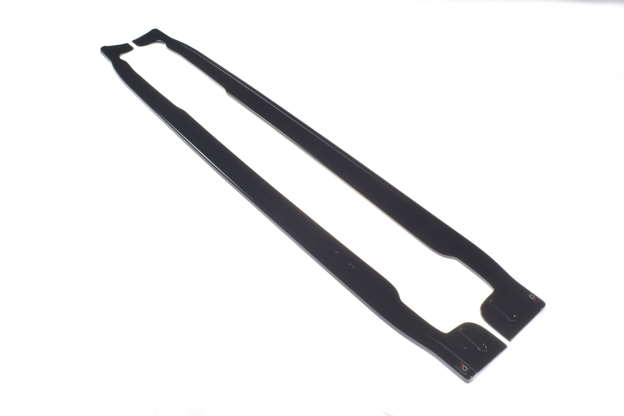 pol_po_SIDE-SKIRTS-DIFFUSERS-Volvo-V40-R-design-8672_7 pol_po_SIDE-SKIRTS-DIFFUSERS-Volvo-V40-R-design-8672_7